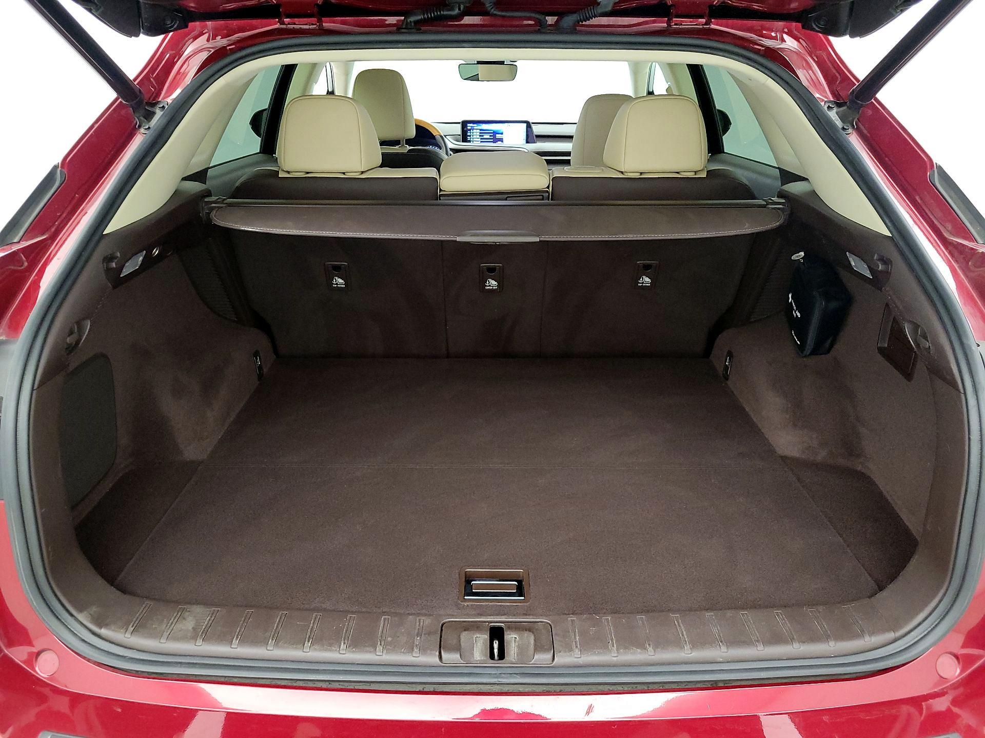 Thumbnail: 2017 Lexus RX - 18