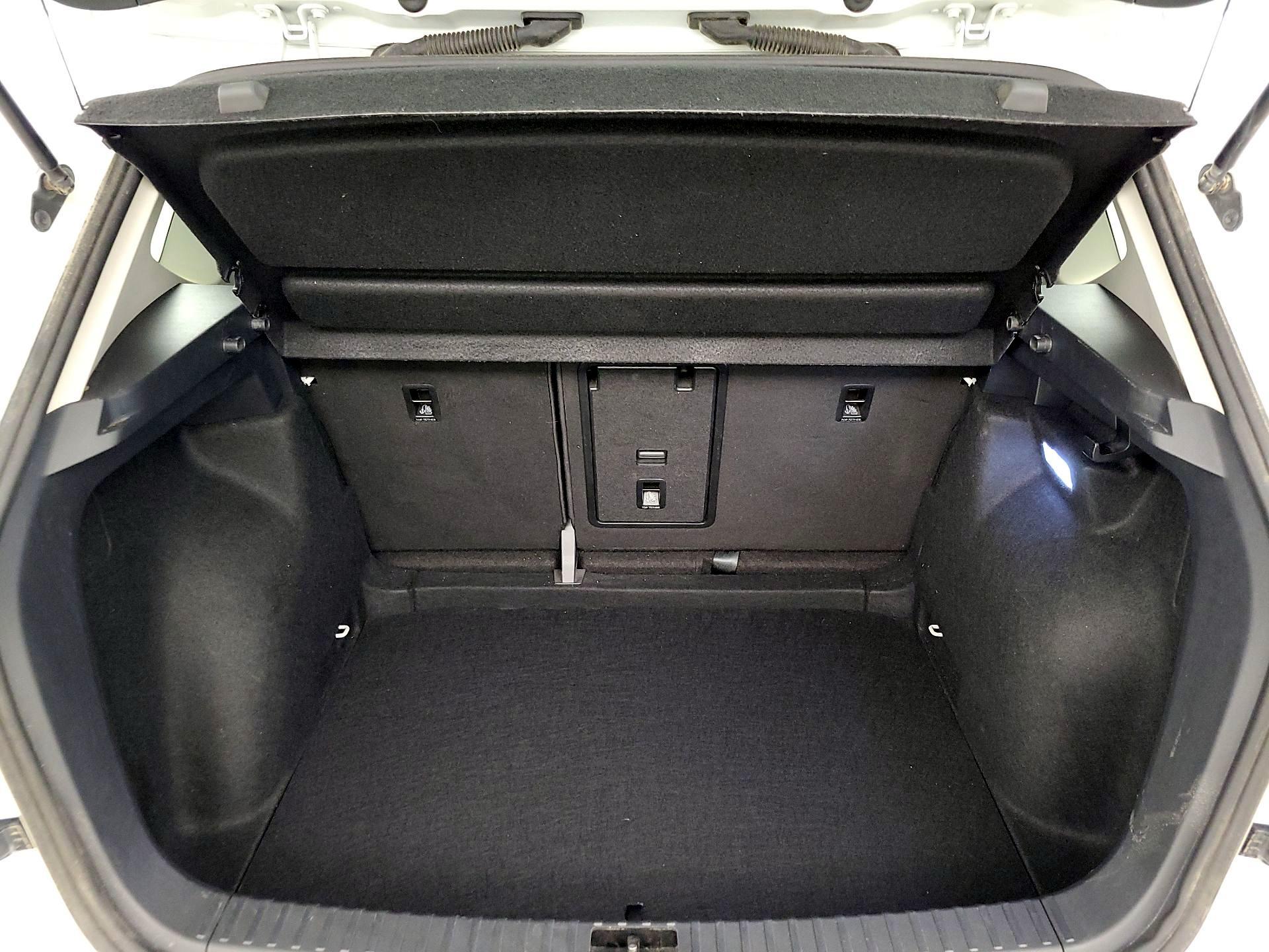 Thumbnail: 2024 Volkswagen Taos - 20