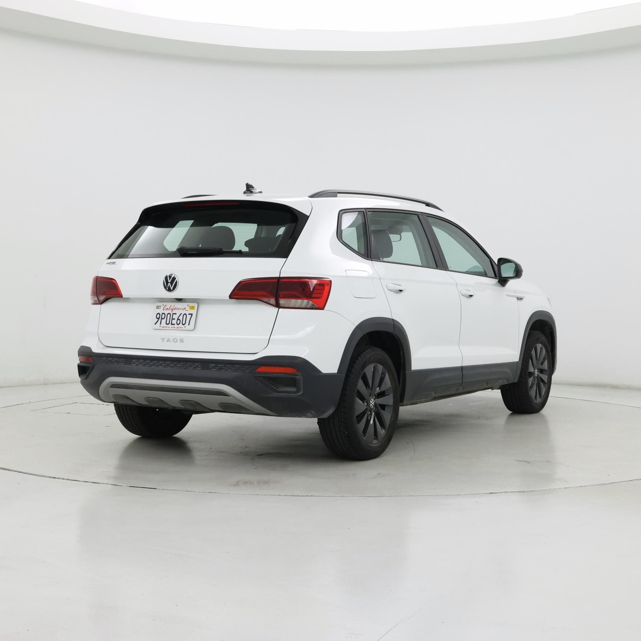 Thumbnail: 2024 Volkswagen Taos - 8