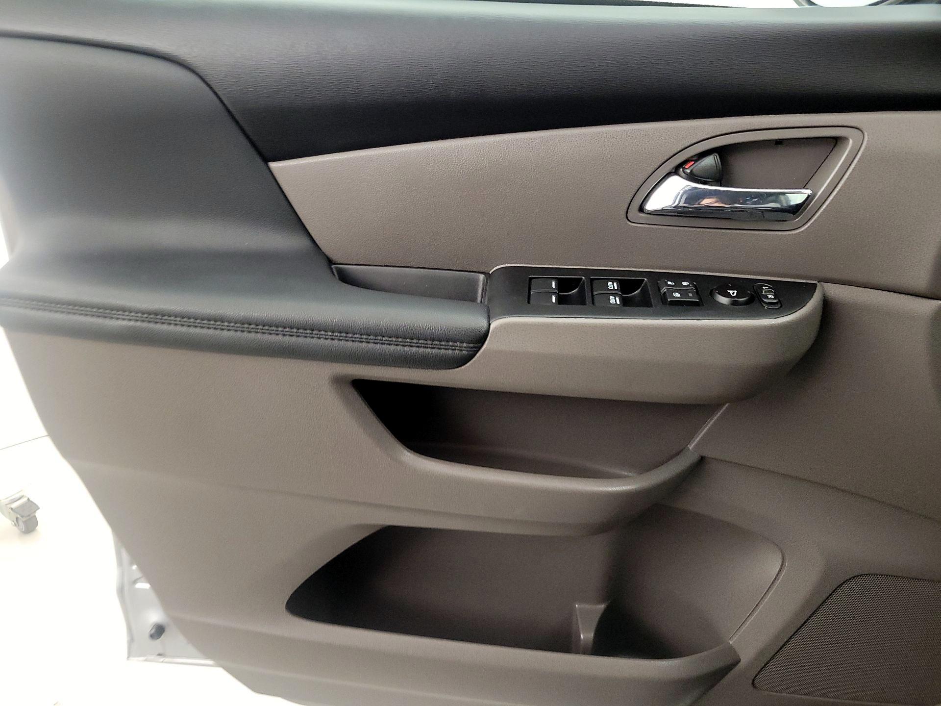 Thumbnail: 2017 Honda Odyssey - 12