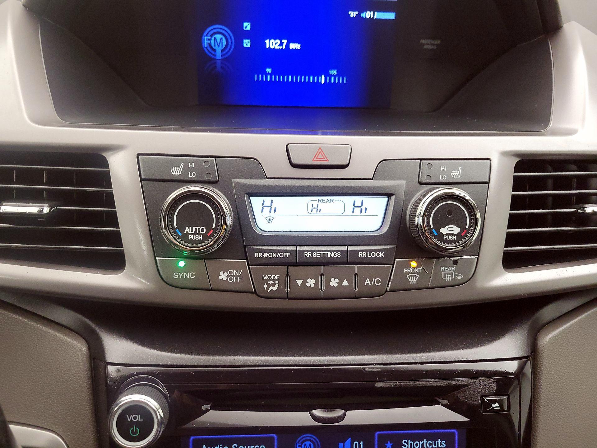 Thumbnail: 2017 Honda Odyssey - 17