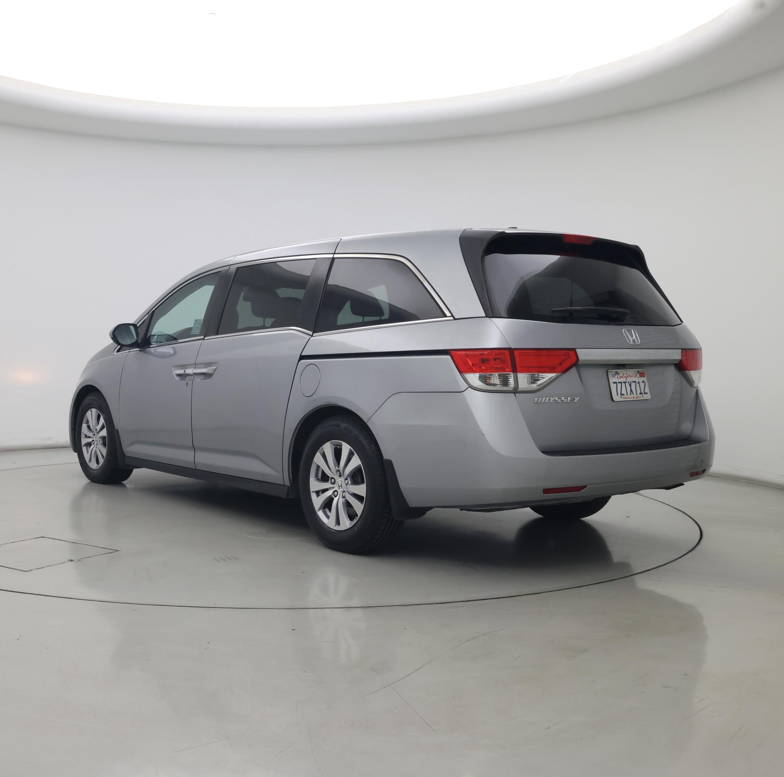 Thumbnail: 2017 Honda Odyssey - 2