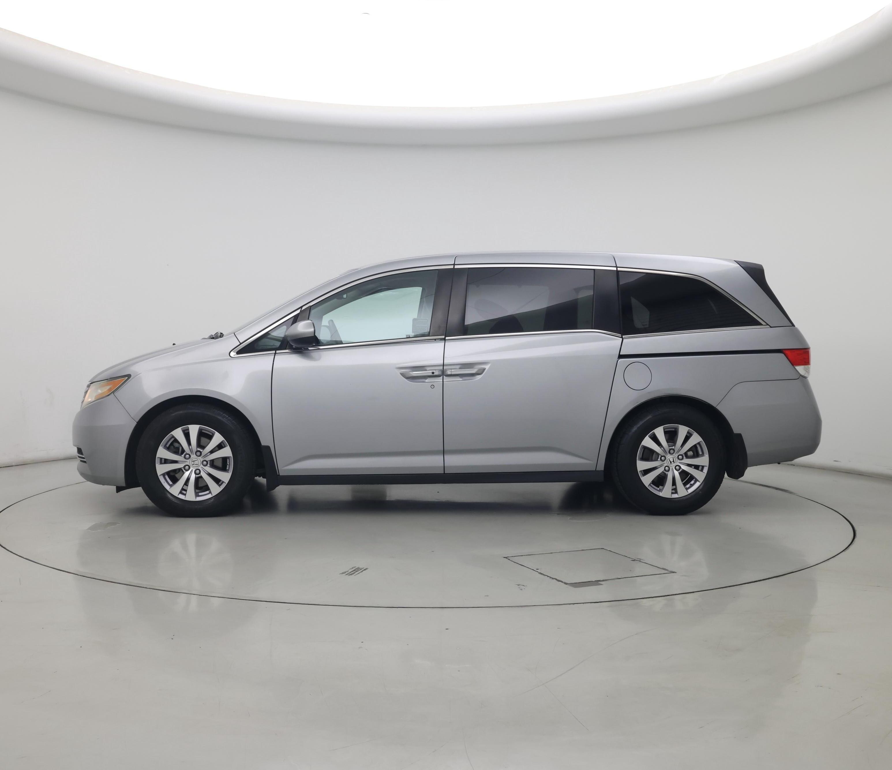 Thumbnail: 2017 Honda Odyssey - 3