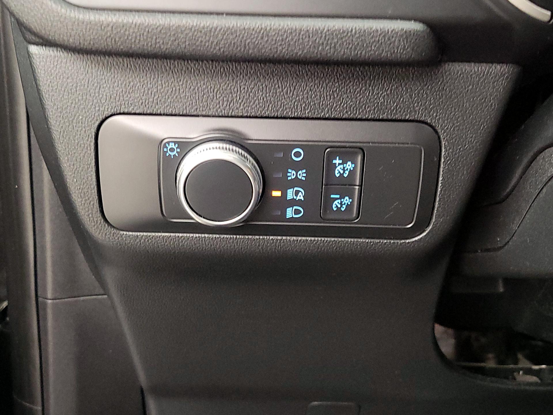 Thumbnail: 2020 Ford Escape - 13