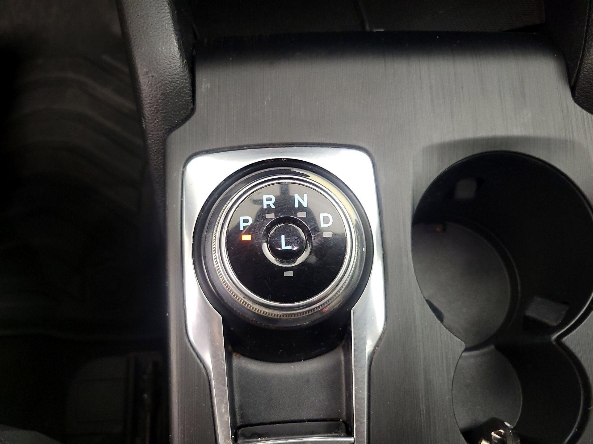 Thumbnail: 2020 Ford Escape - 17