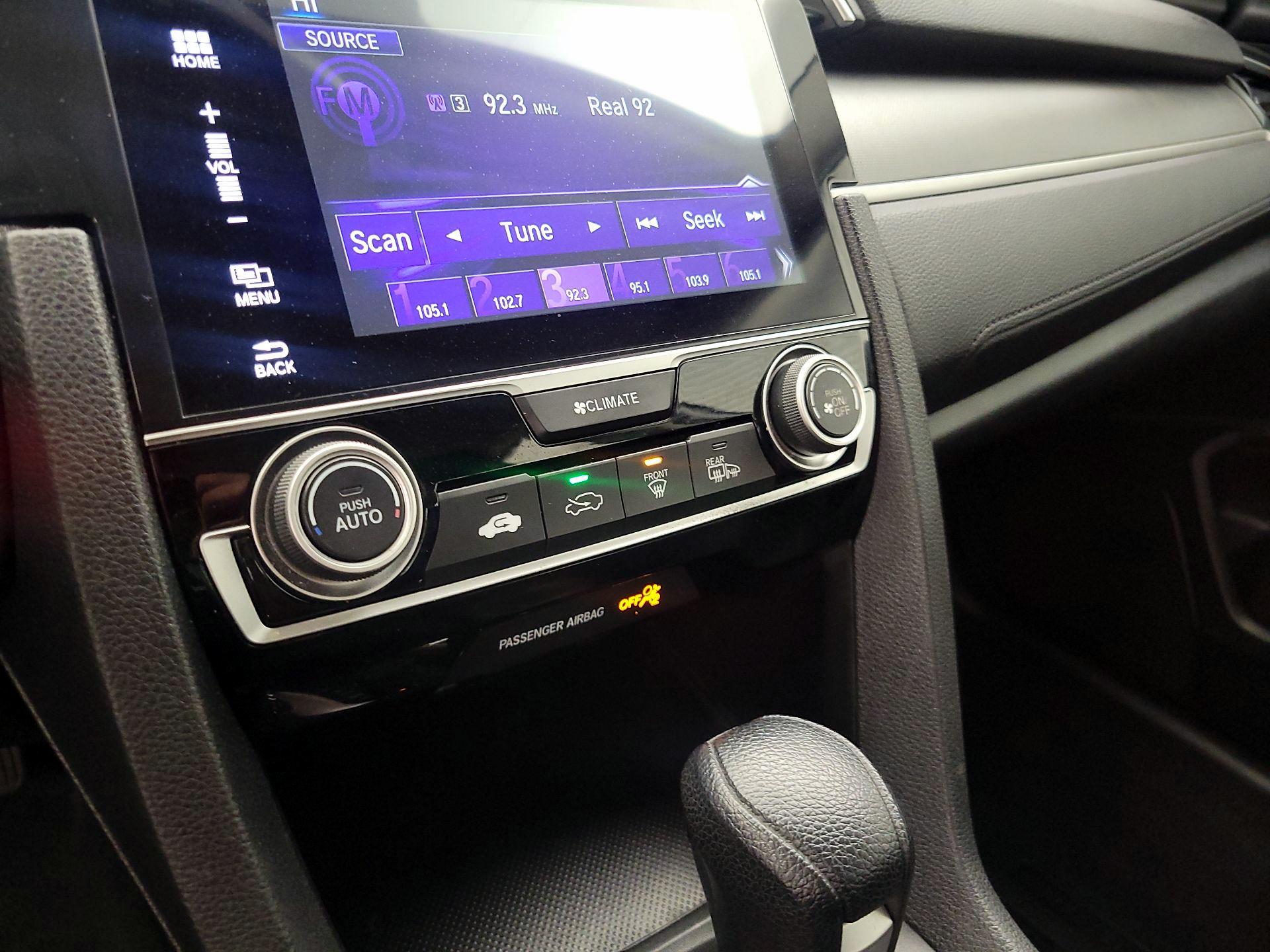 Thumbnail: 2016 Honda Civic - 16