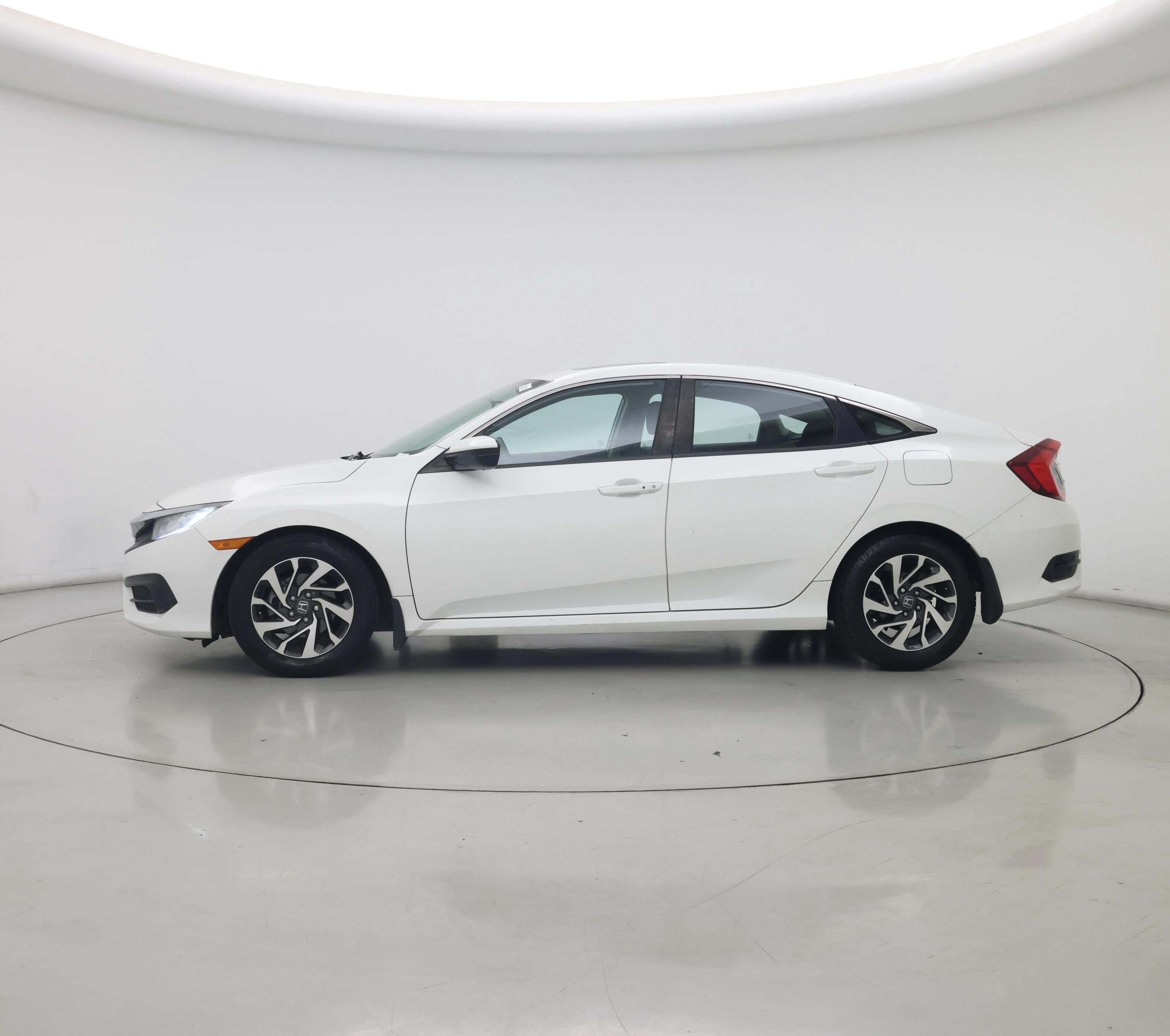 Thumbnail: 2016 Honda Civic - 3