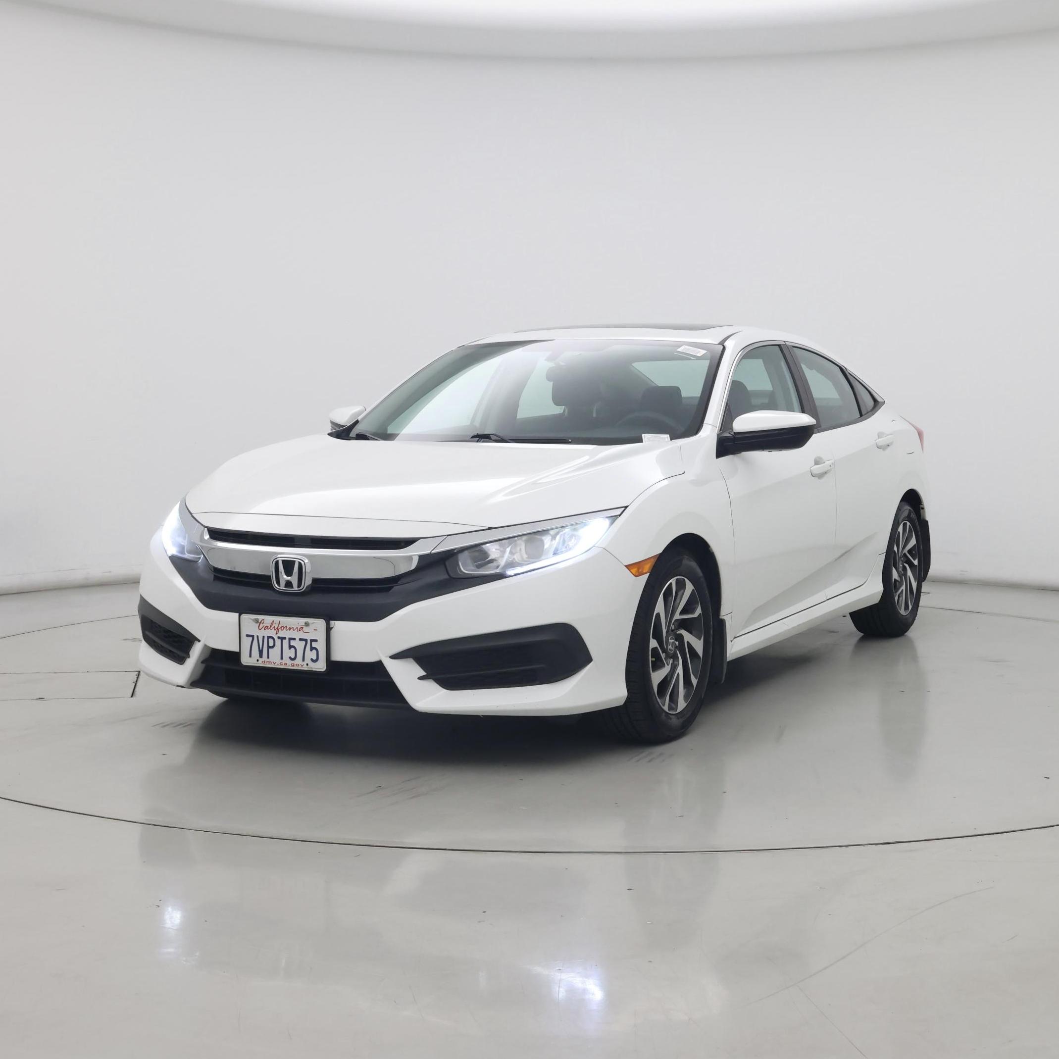Thumbnail: 2016 Honda Civic - 4