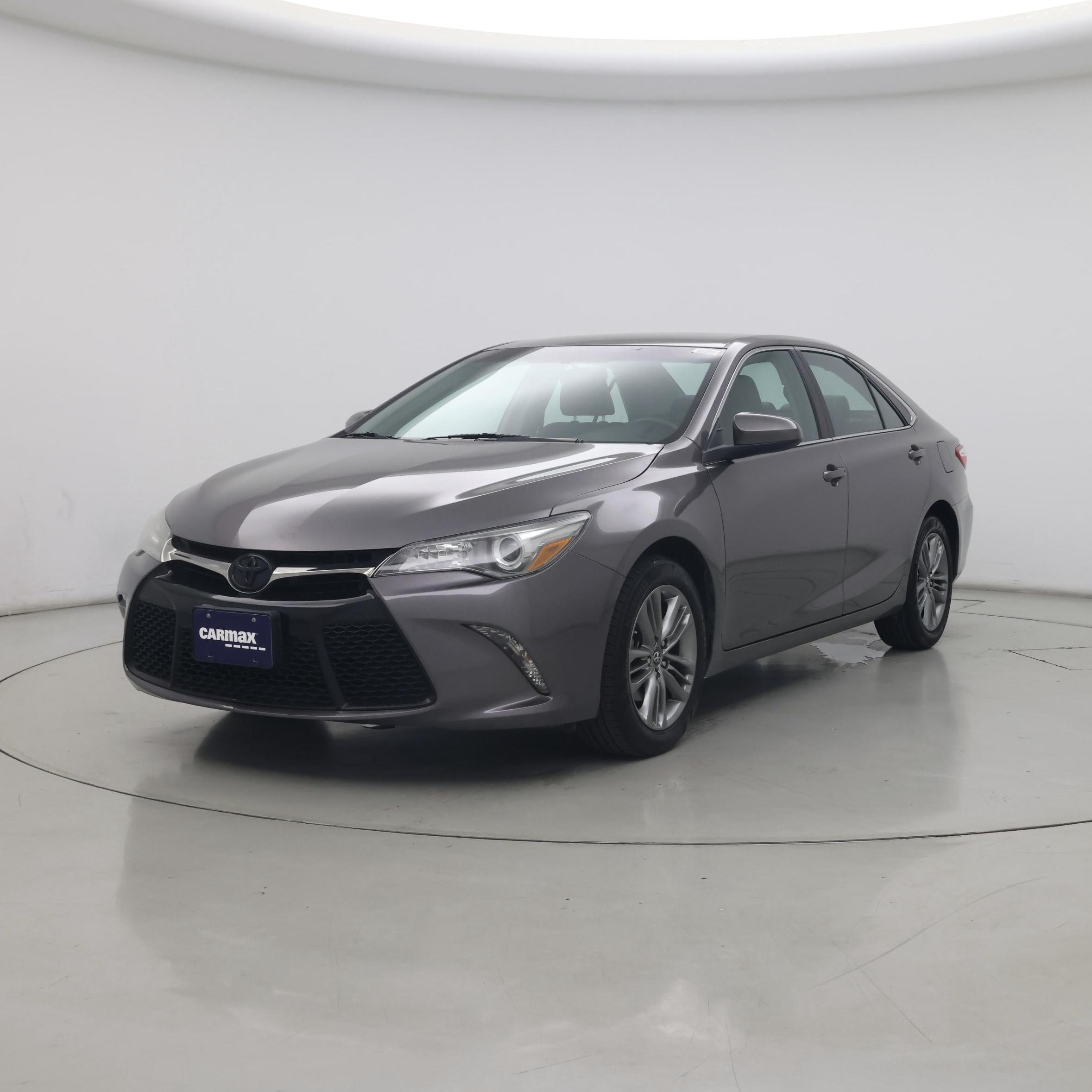 Thumbnail: 2017 Toyota Camry - 4