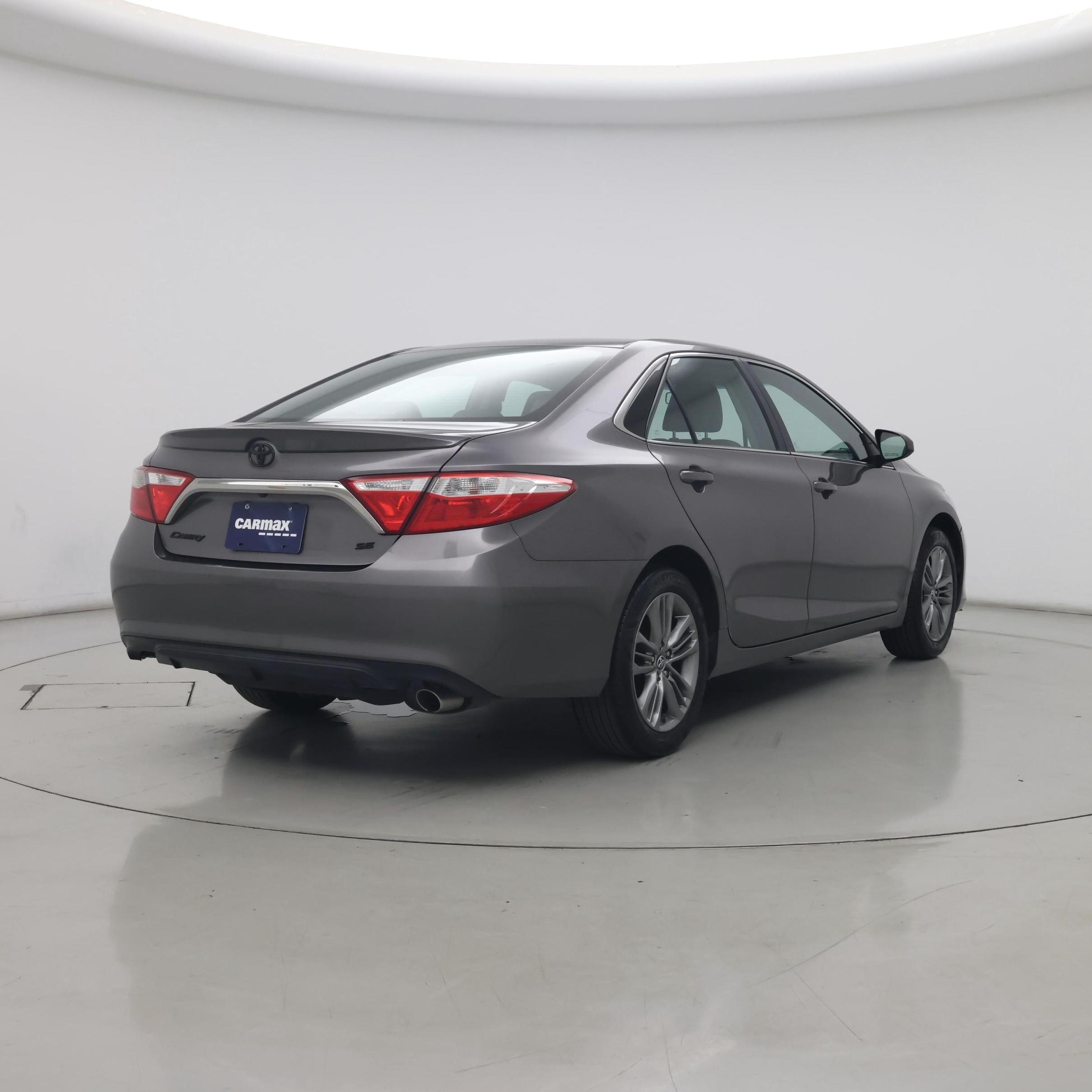 Thumbnail: 2017 Toyota Camry - 8