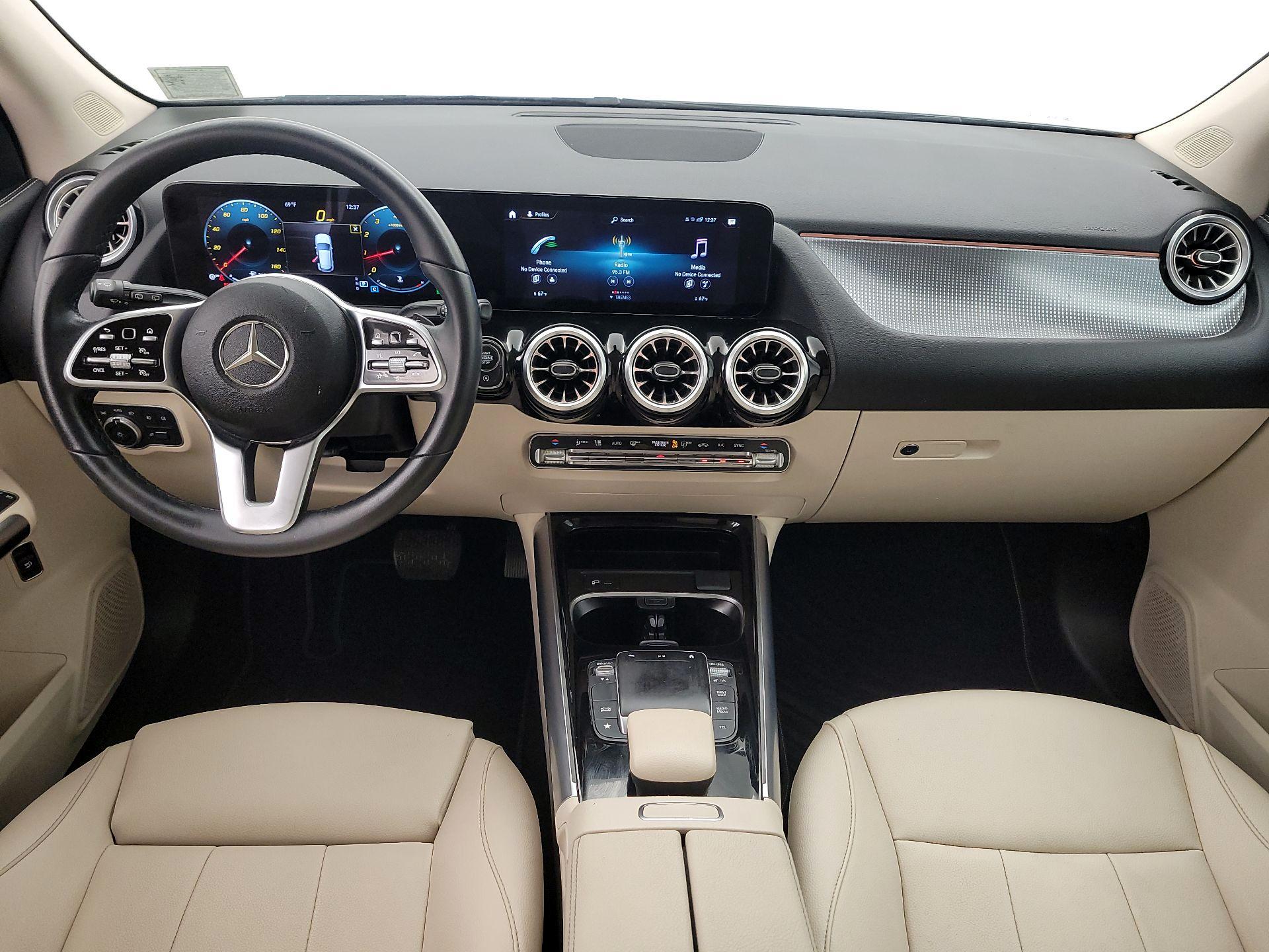 Thumbnail: 2022 Mercedes-Benz GLA - 9