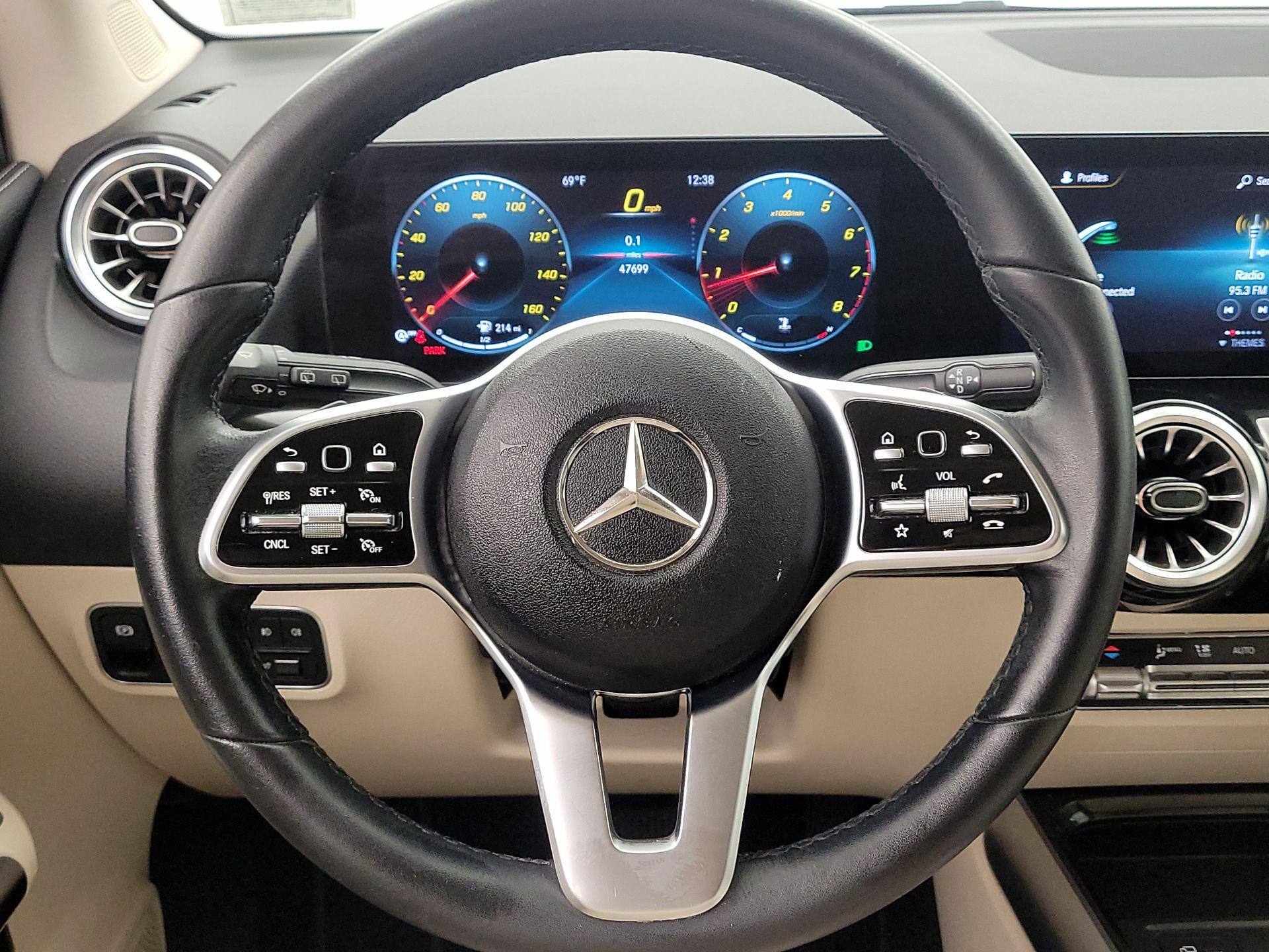 Thumbnail: 2022 Mercedes-Benz GLA - 10