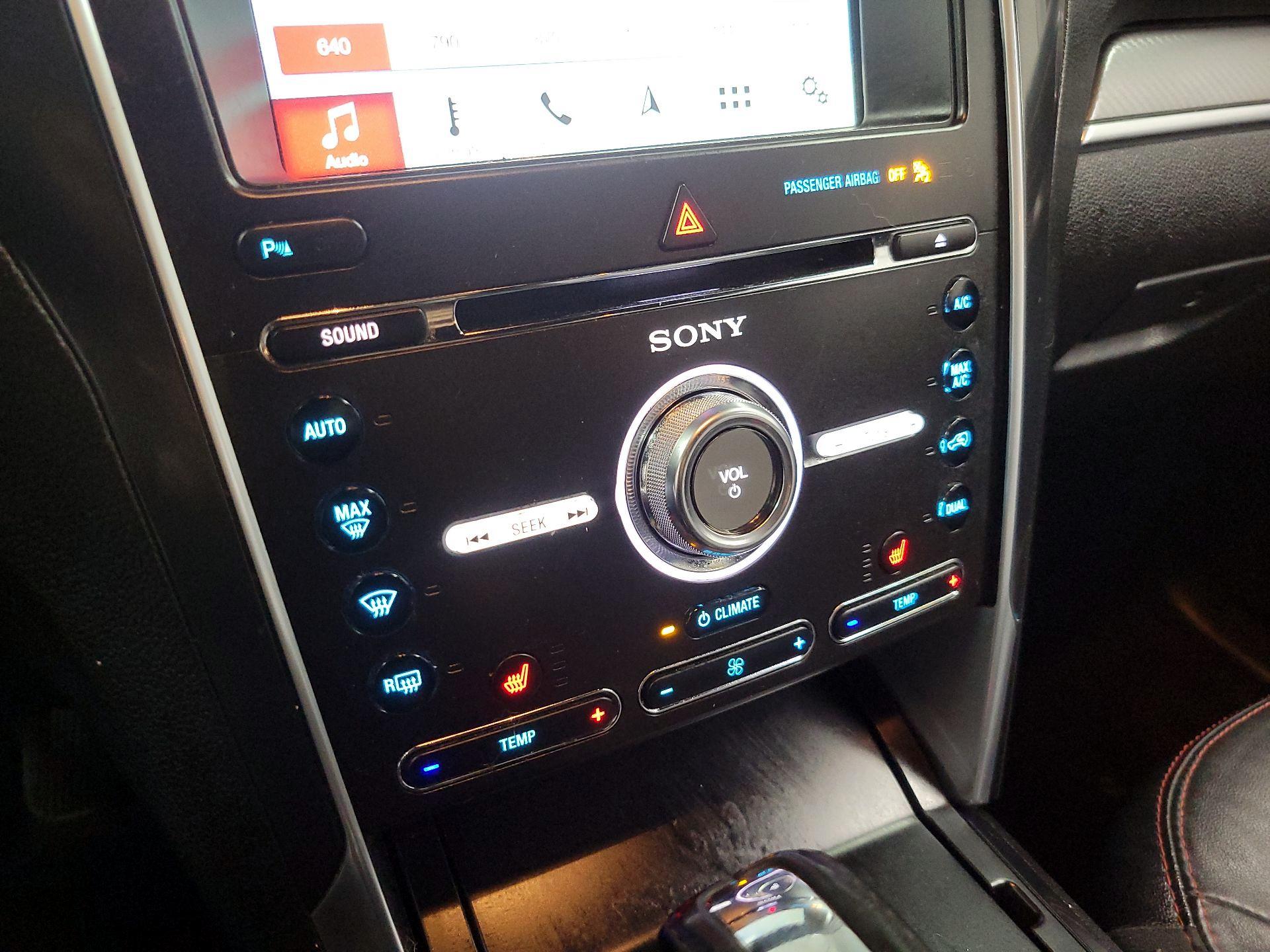 Thumbnail: 2017 Ford Explorer - 15