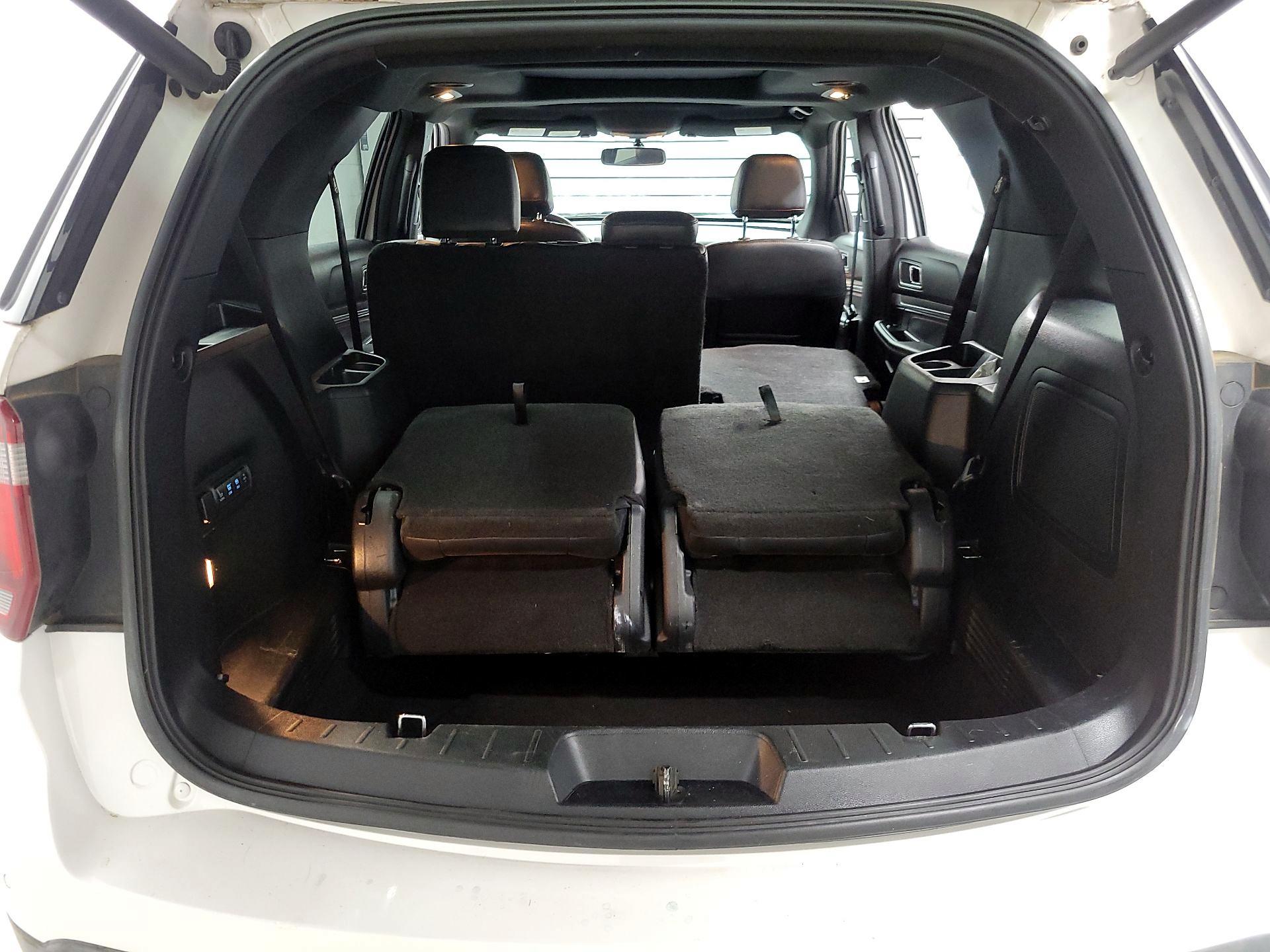 Thumbnail: 2017 Ford Explorer - 18