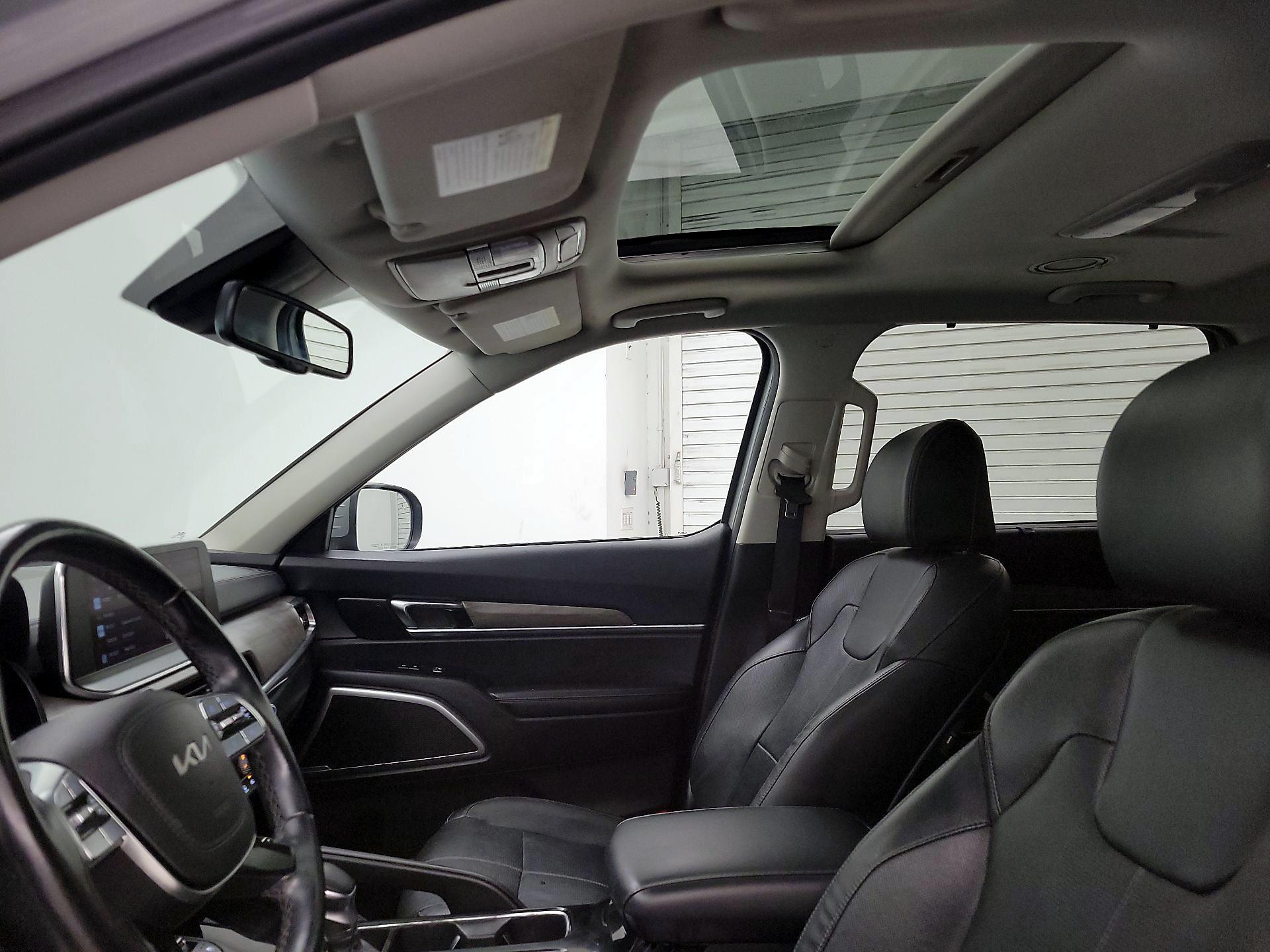 Thumbnail: 2022 Kia Telluride - 19