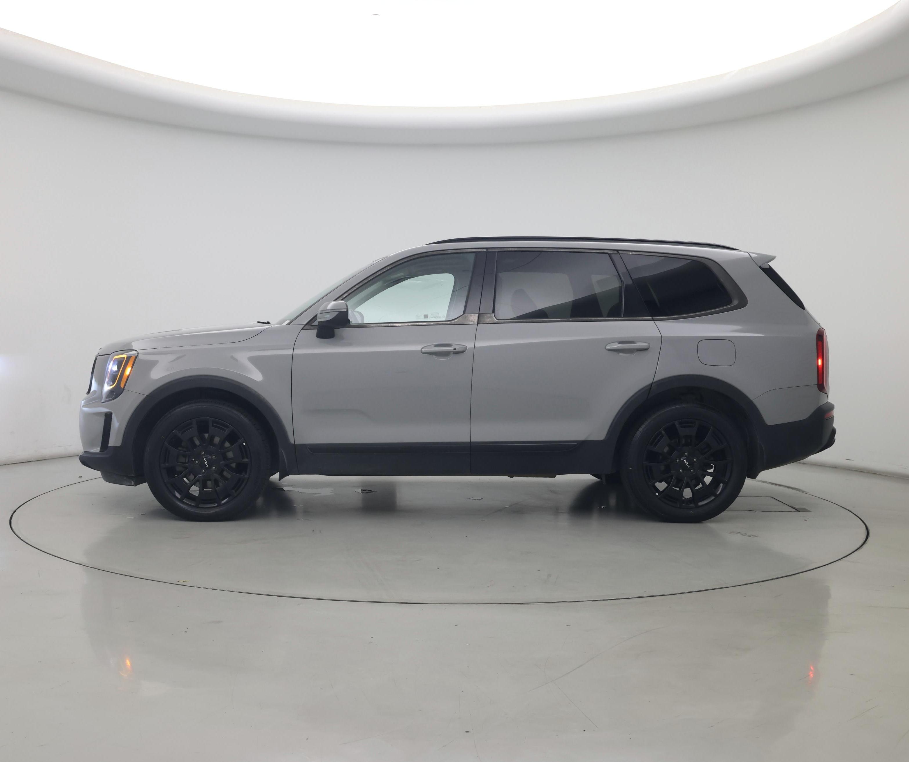 Thumbnail: 2022 Kia Telluride - 3