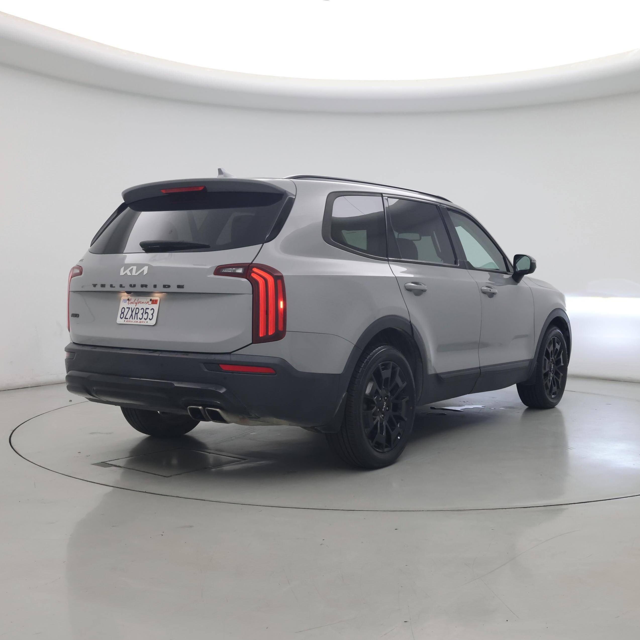 Thumbnail: 2022 Kia Telluride - 8
