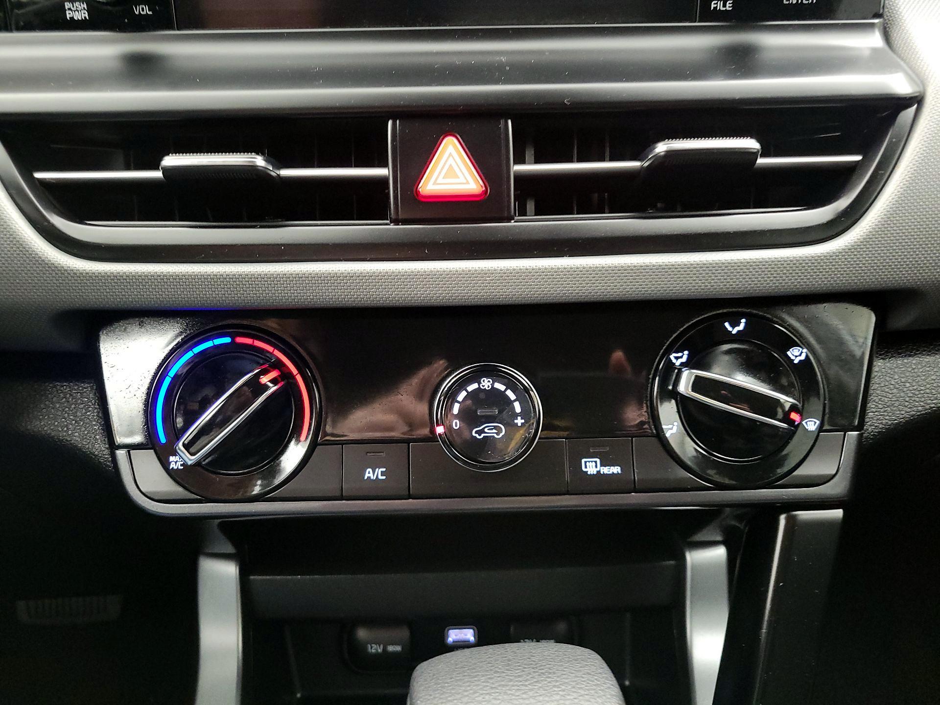 Thumbnail: 2025 Kia Seltos - 16