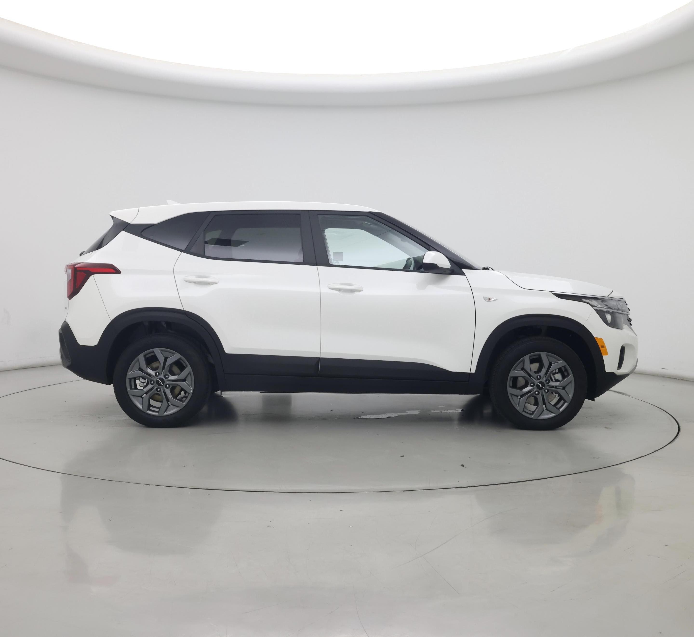 Thumbnail: 2025 Kia Seltos - 7