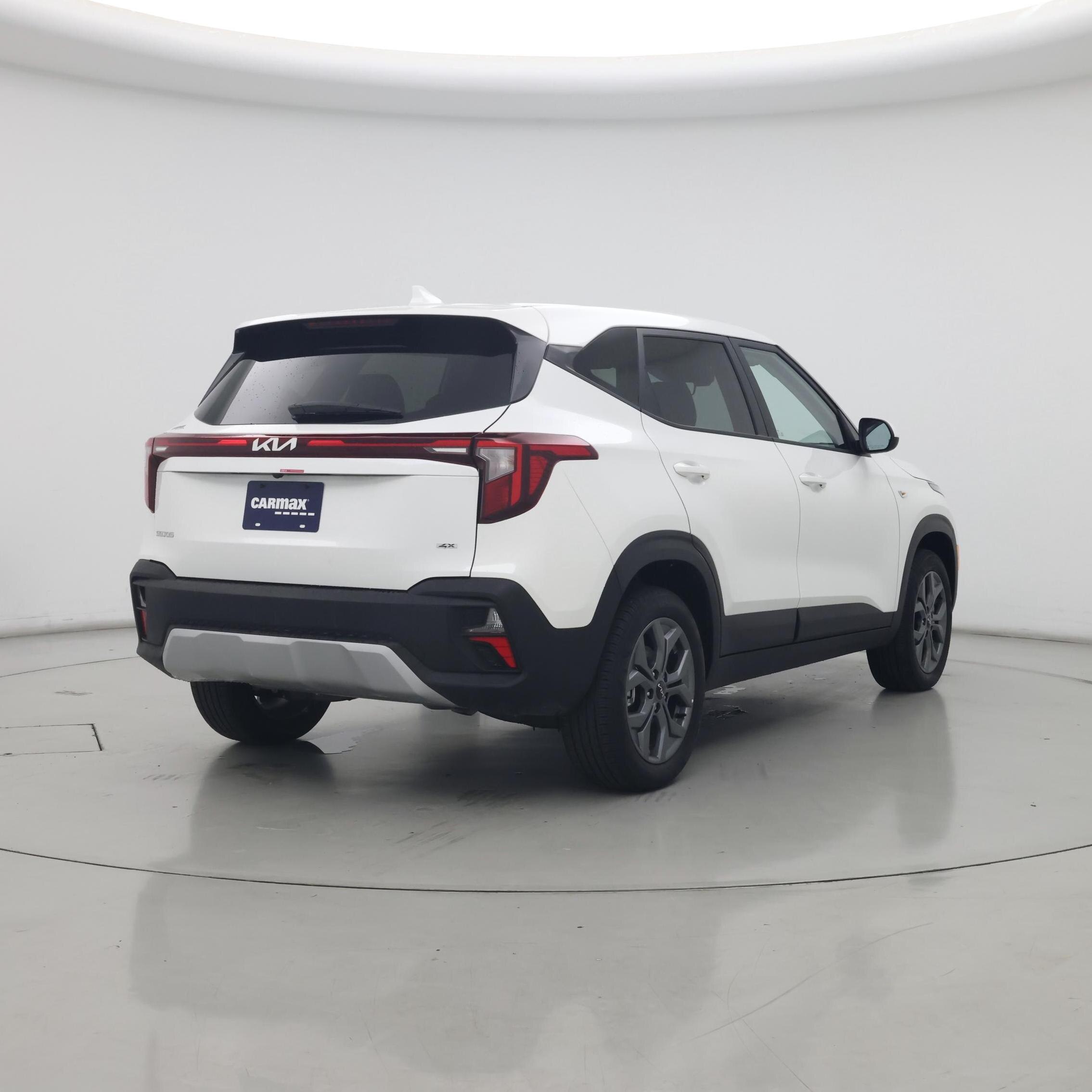 Thumbnail: 2025 Kia Seltos - 8