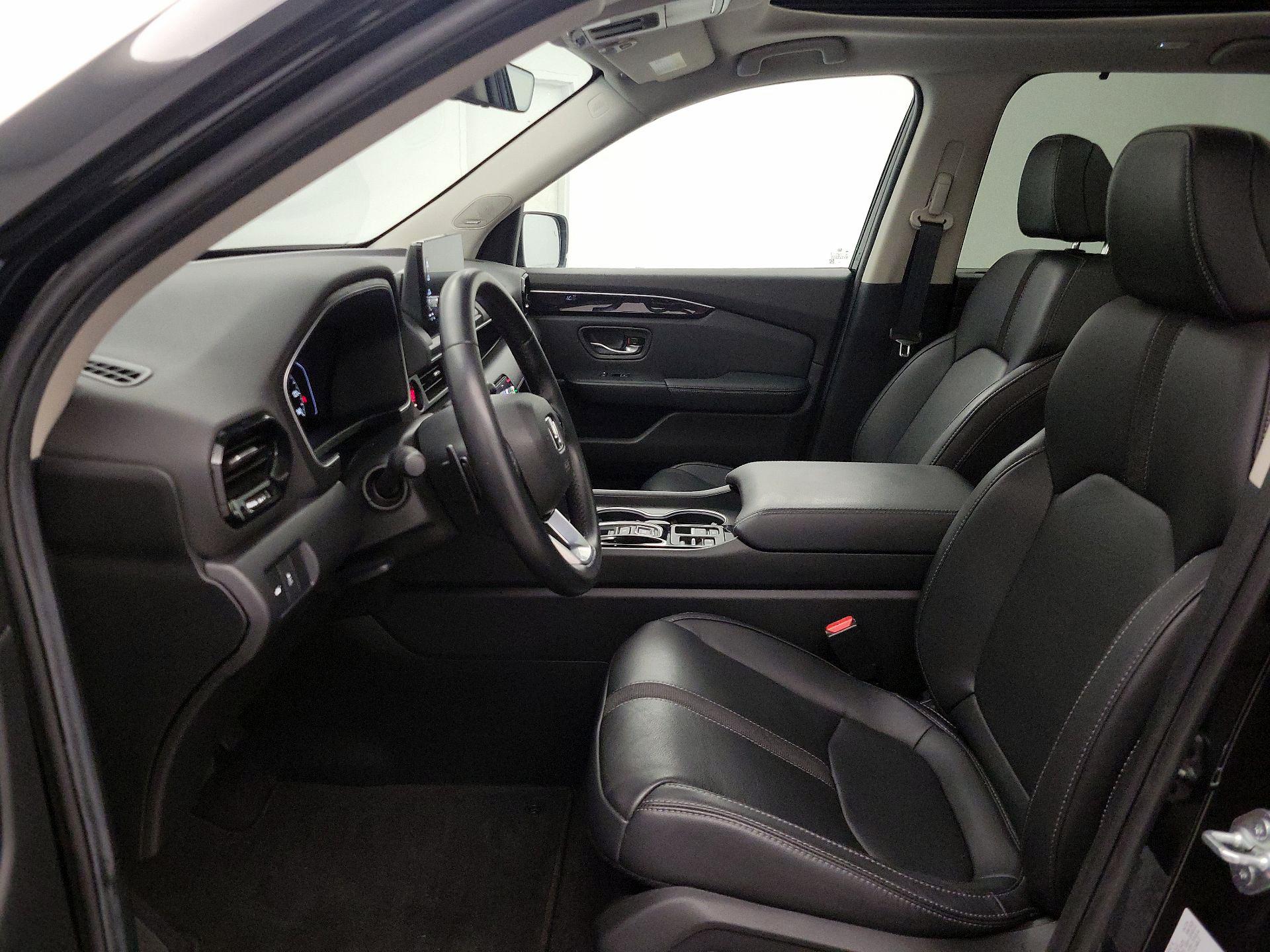 Thumbnail: 2025 Honda Pilot - 11