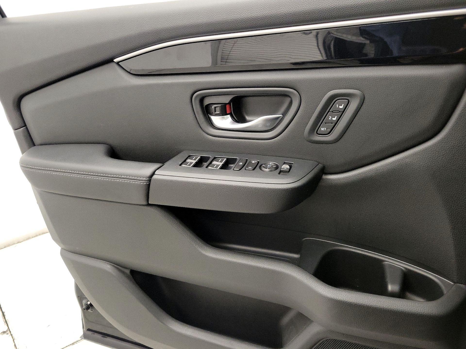 Thumbnail: 2025 Honda Pilot - 12