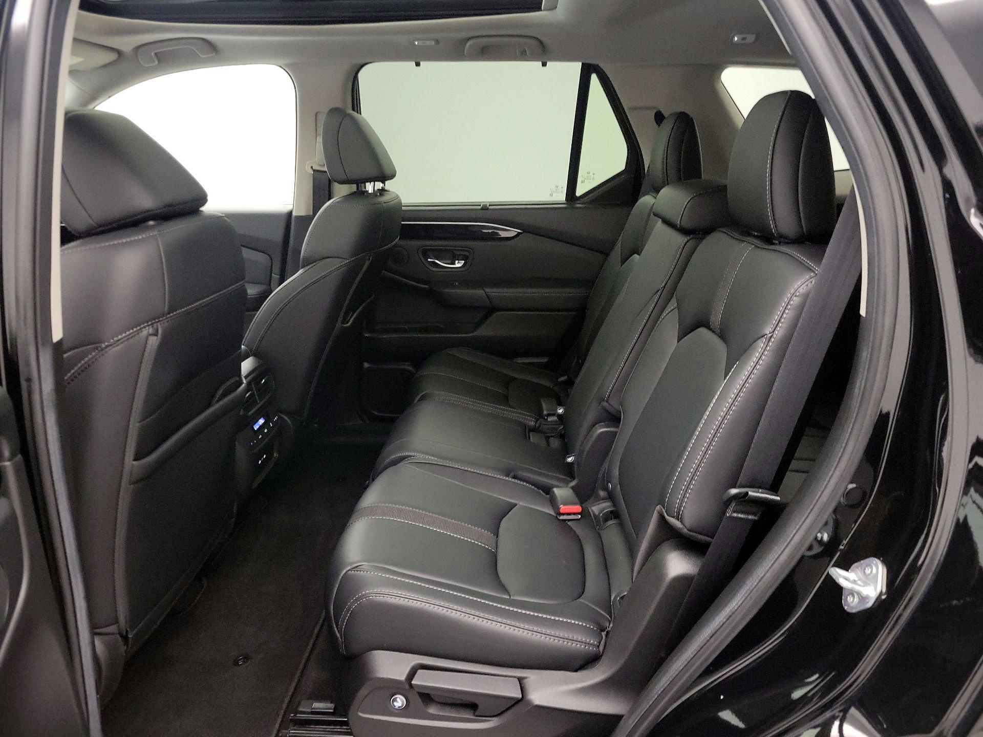 Thumbnail: 2025 Honda Pilot - 20