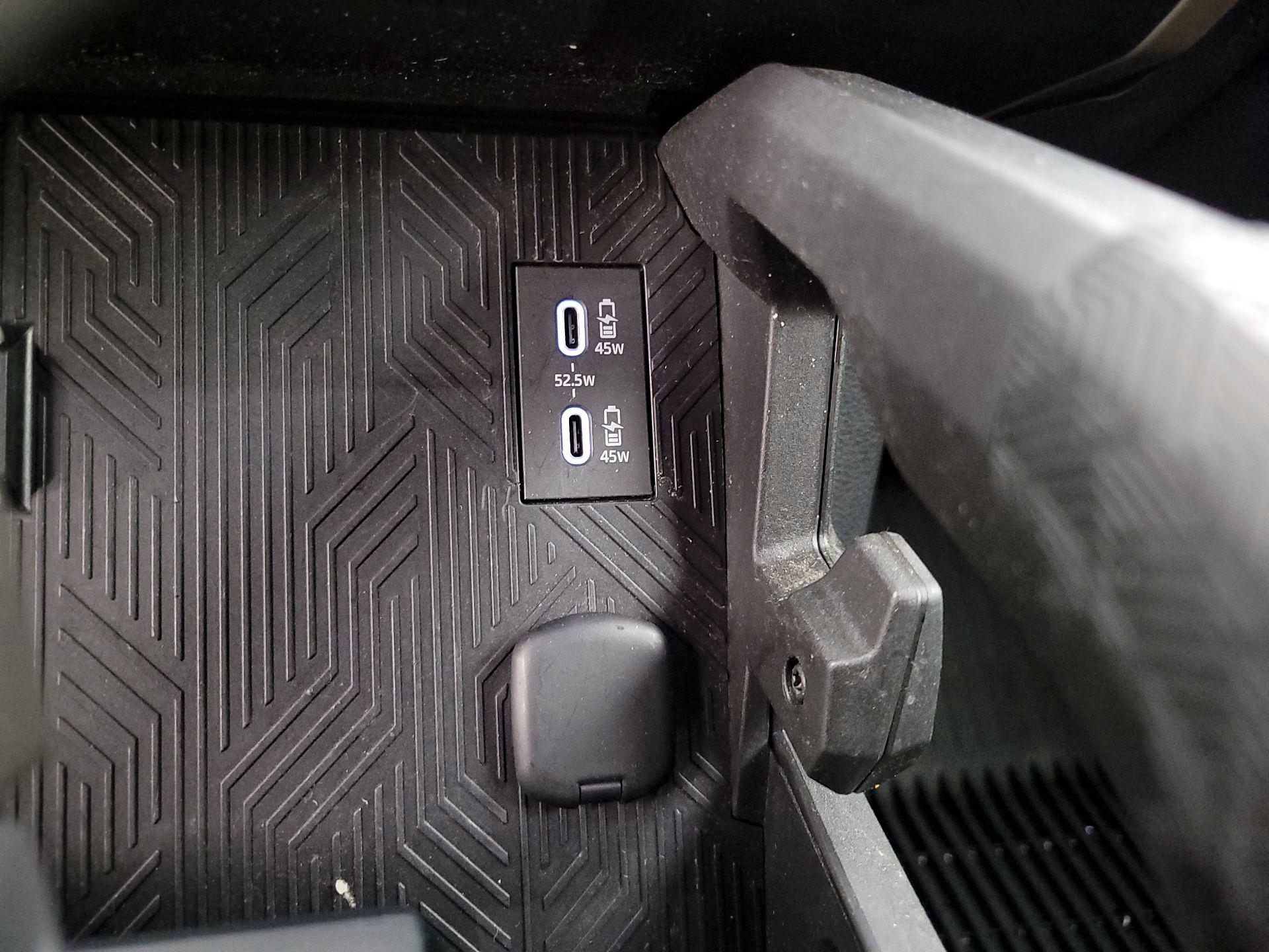 Thumbnail: 2024 Toyota Tacoma - 18