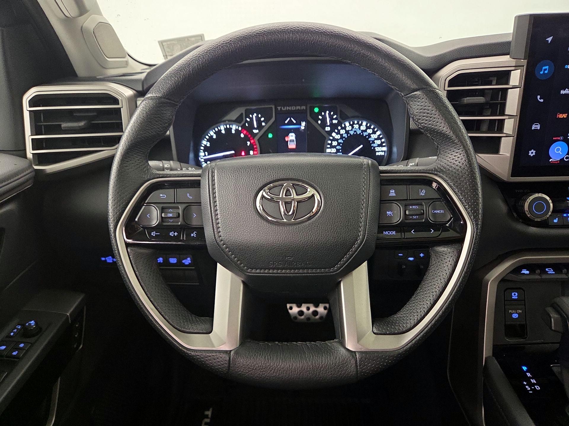 Thumbnail: 2022 Toyota Tundra - 10