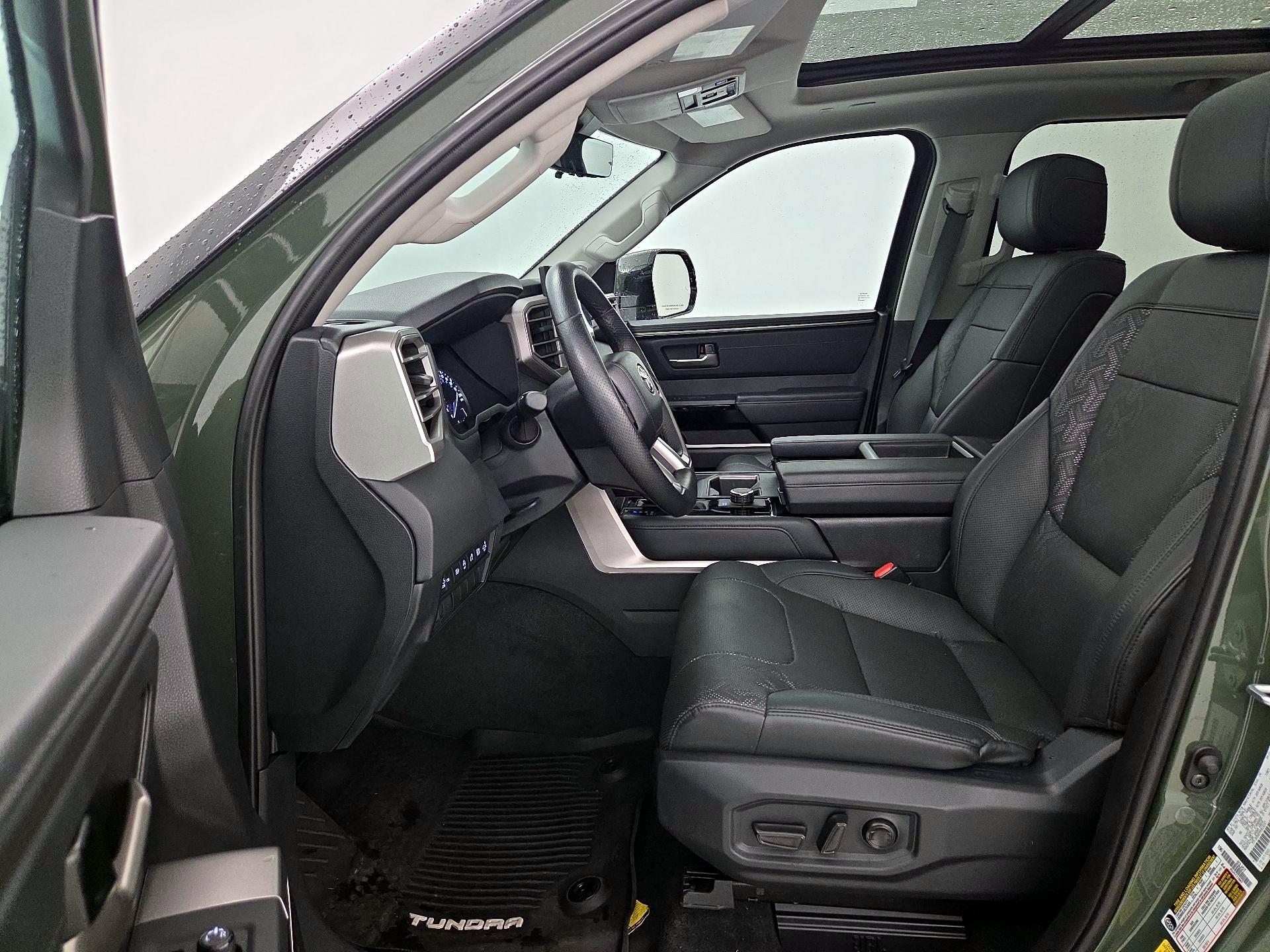 Thumbnail: 2022 Toyota Tundra - 11