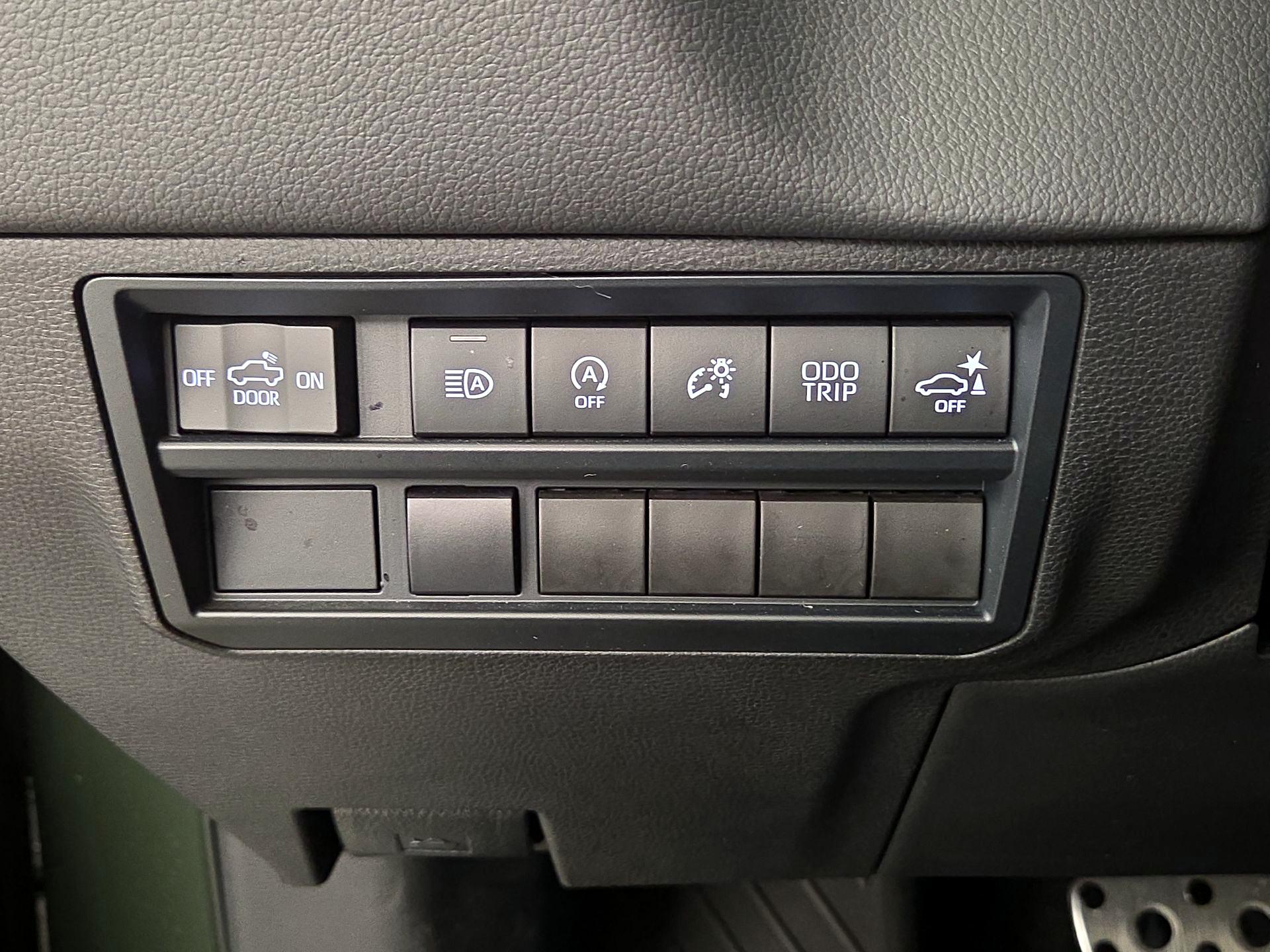 Thumbnail: 2022 Toyota Tundra - 13