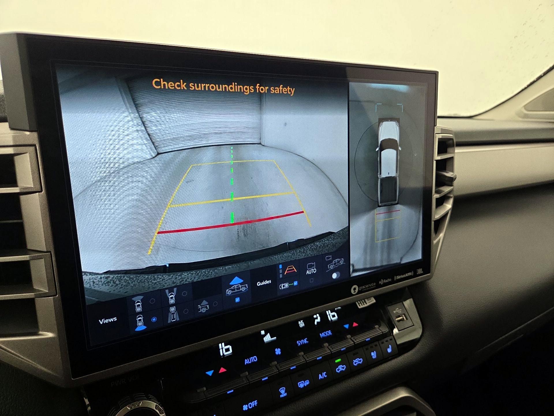 Thumbnail: 2022 Toyota Tundra - 14