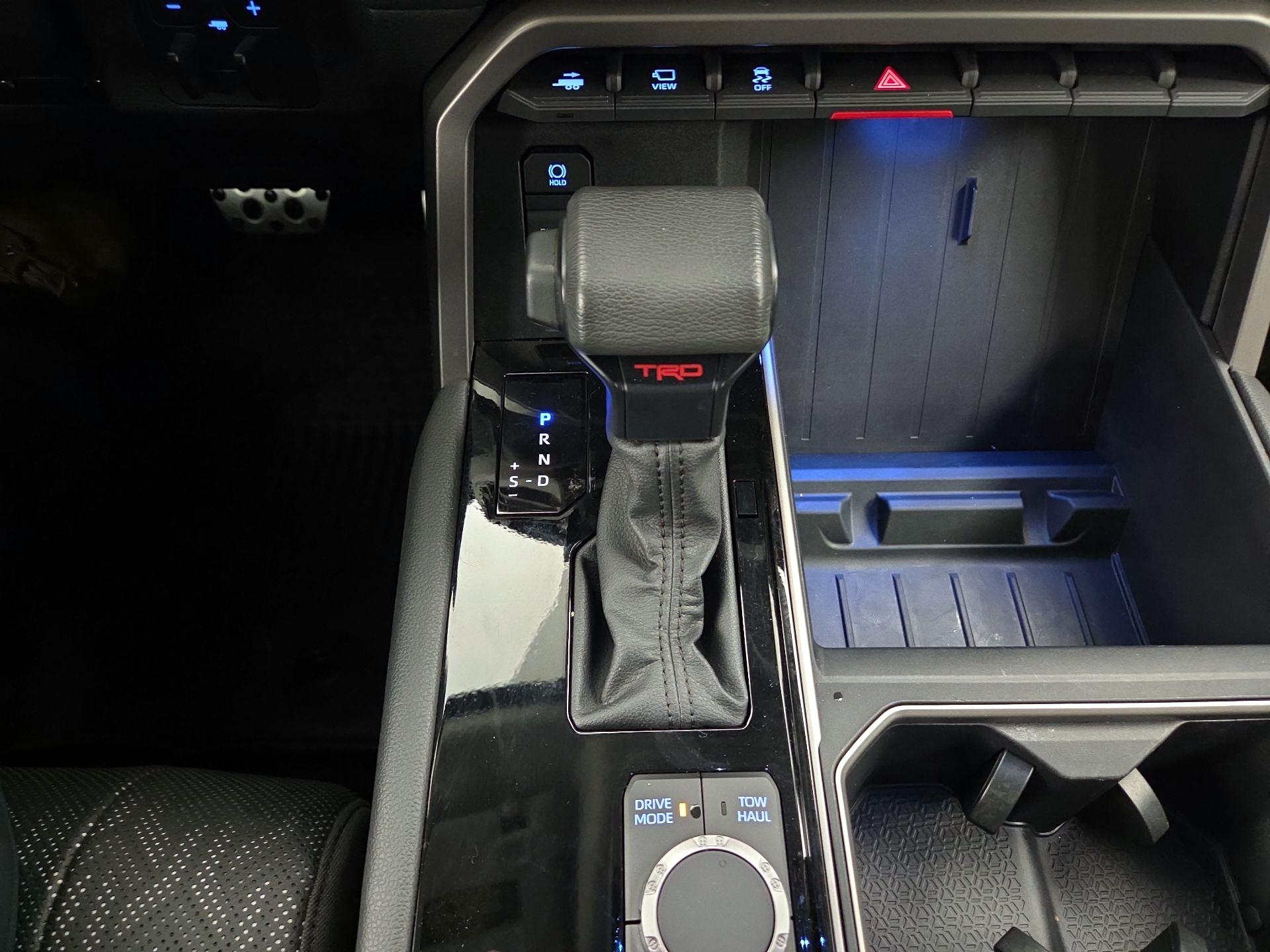 Thumbnail: 2022 Toyota Tundra - 17