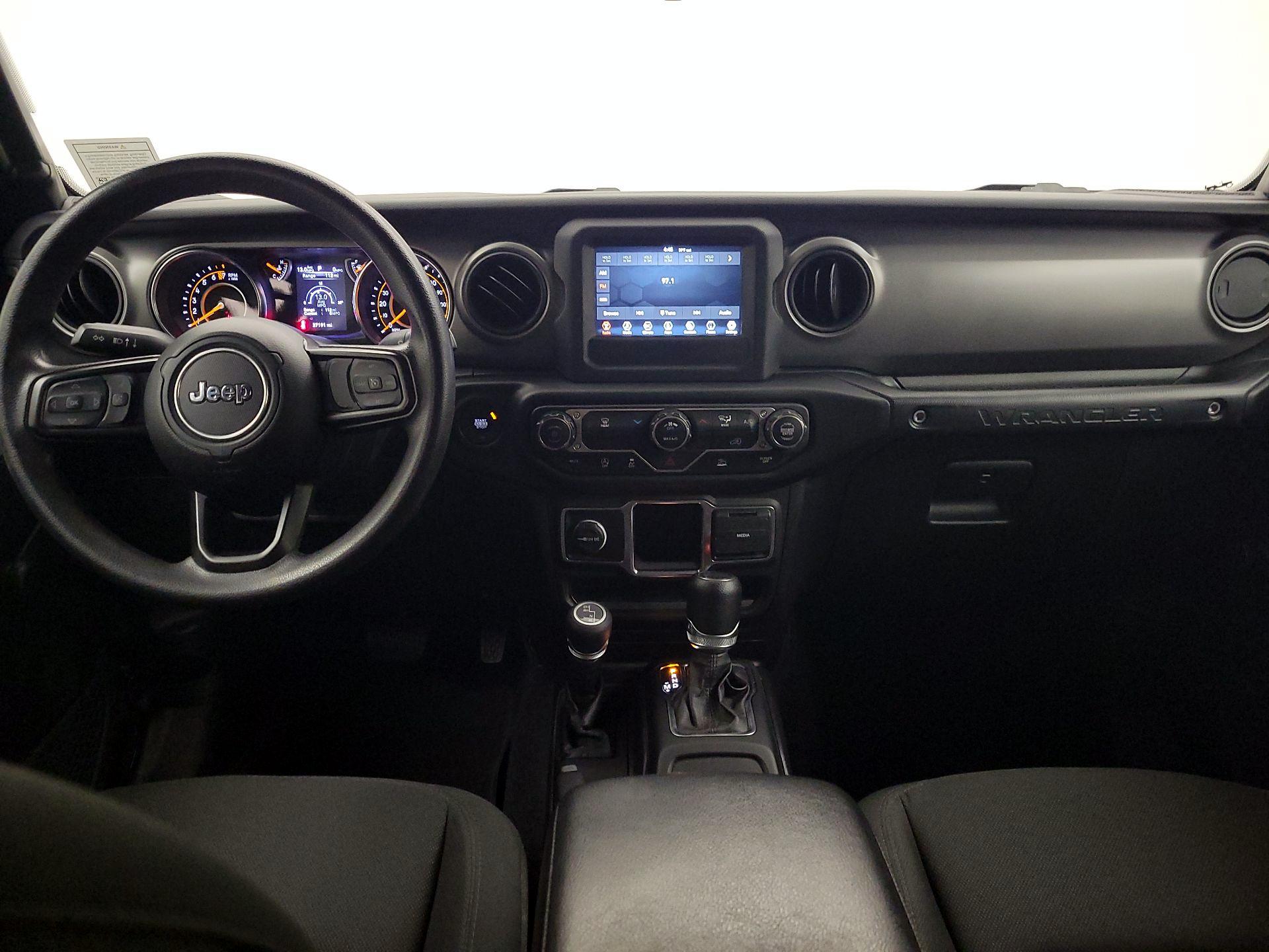 Thumbnail: 2022 Jeep Wrangler - 9