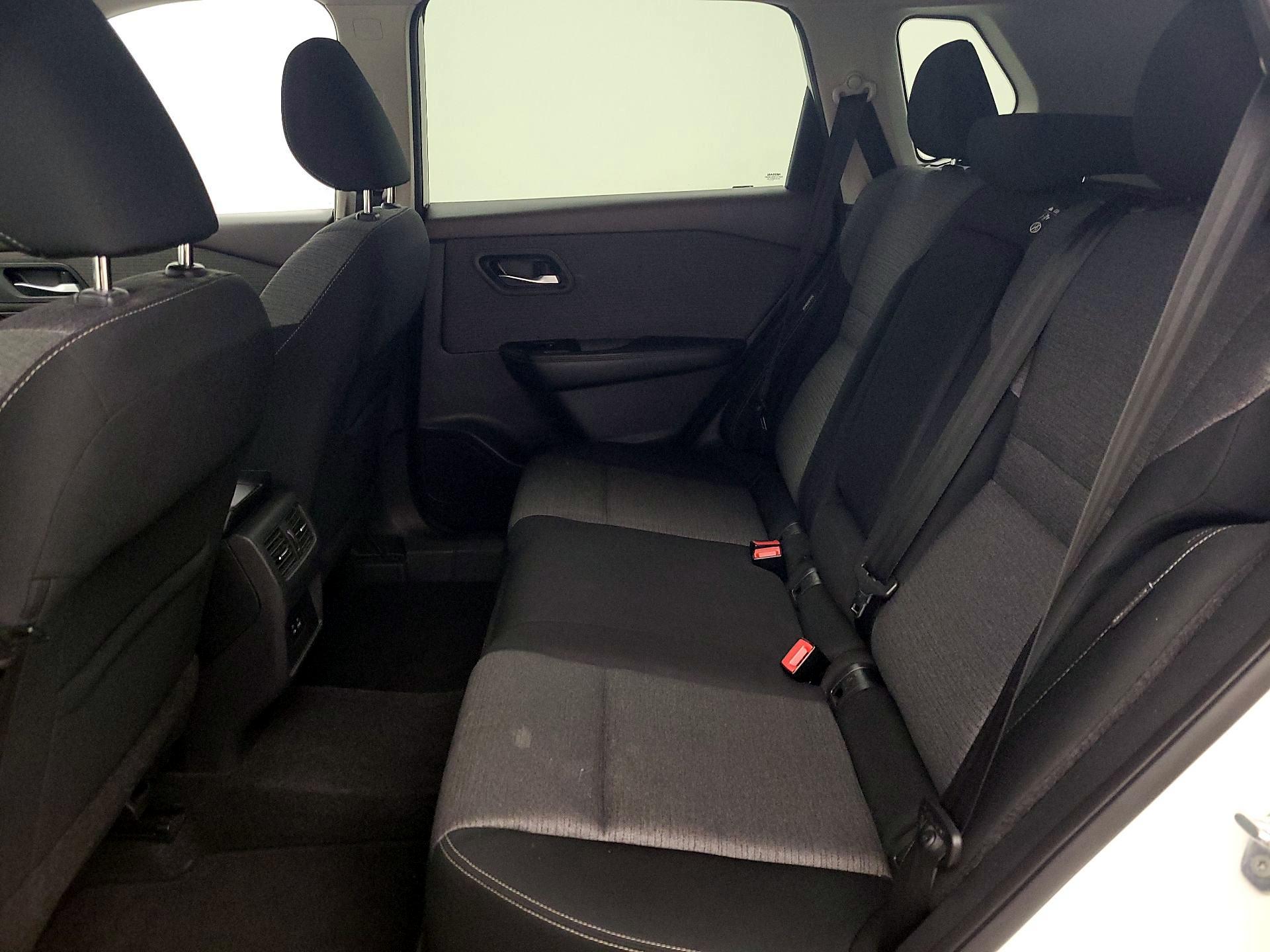 Thumbnail: 2021 Nissan Rogue - 19