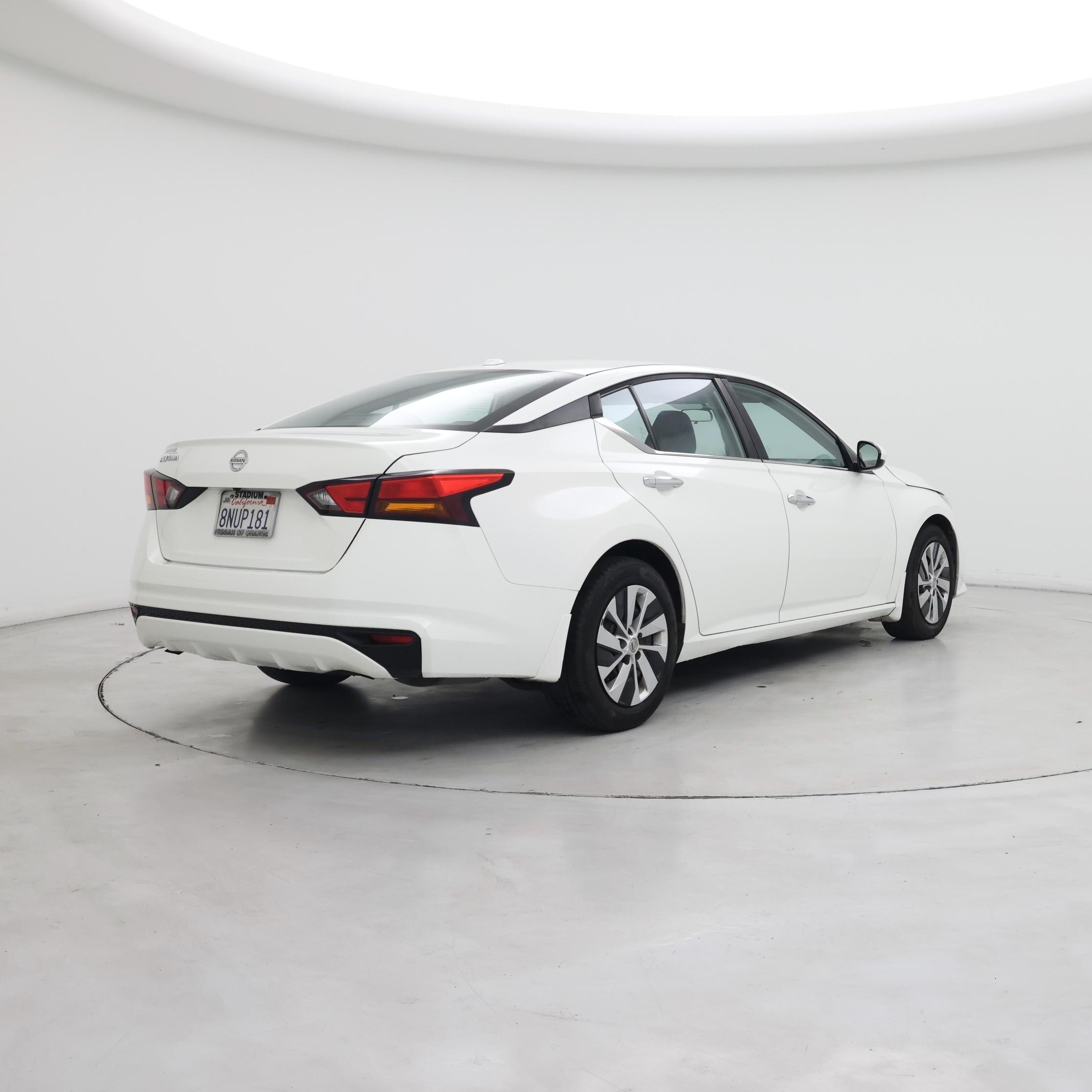 Thumbnail: 2020 Nissan Altima - 8