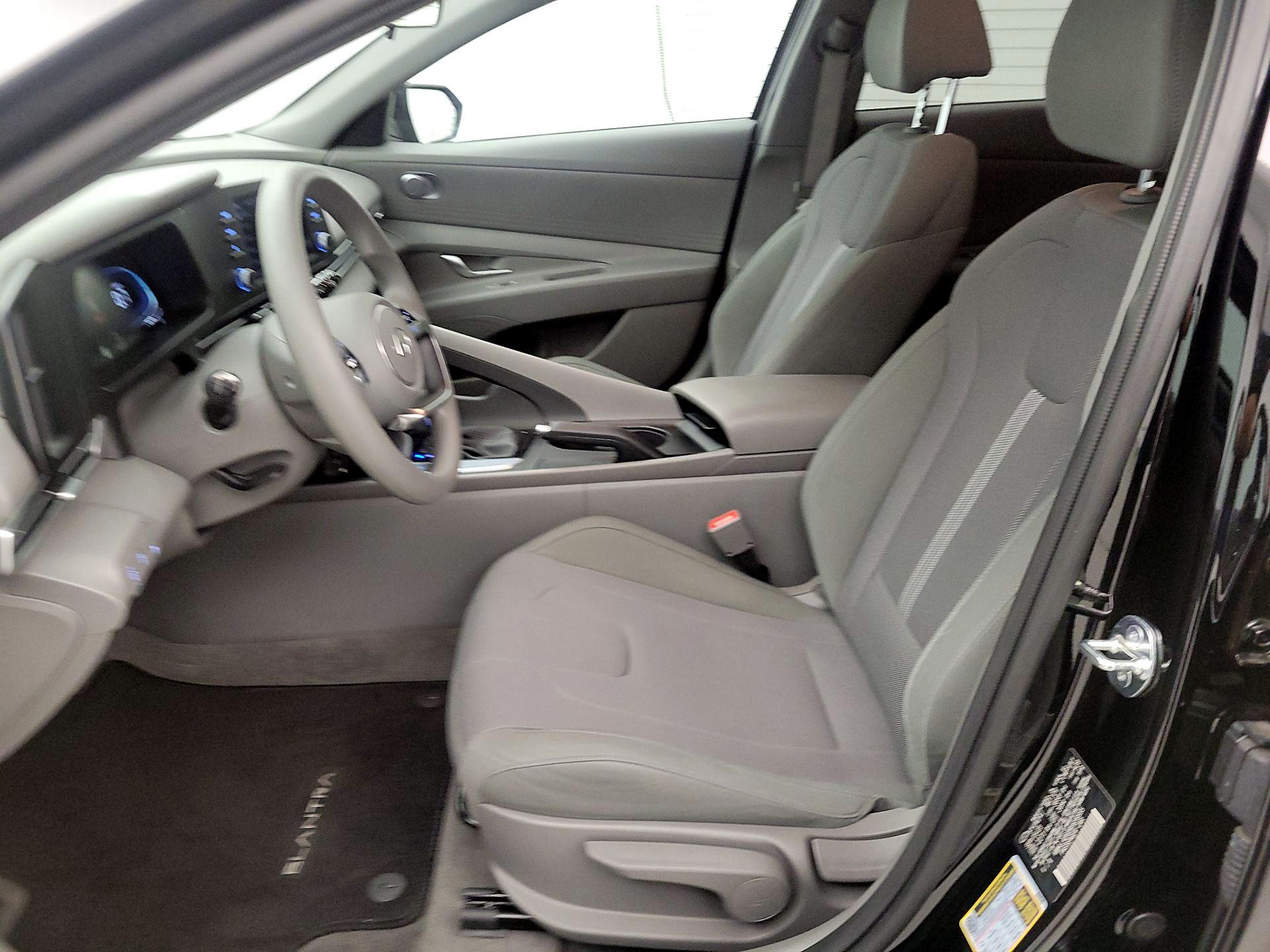 Thumbnail: 2024 Hyundai Elantra - 11