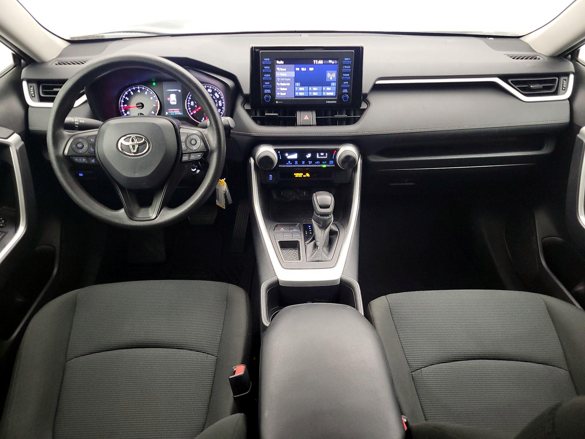 Thumbnail: 2022 Toyota RAV4 - 9