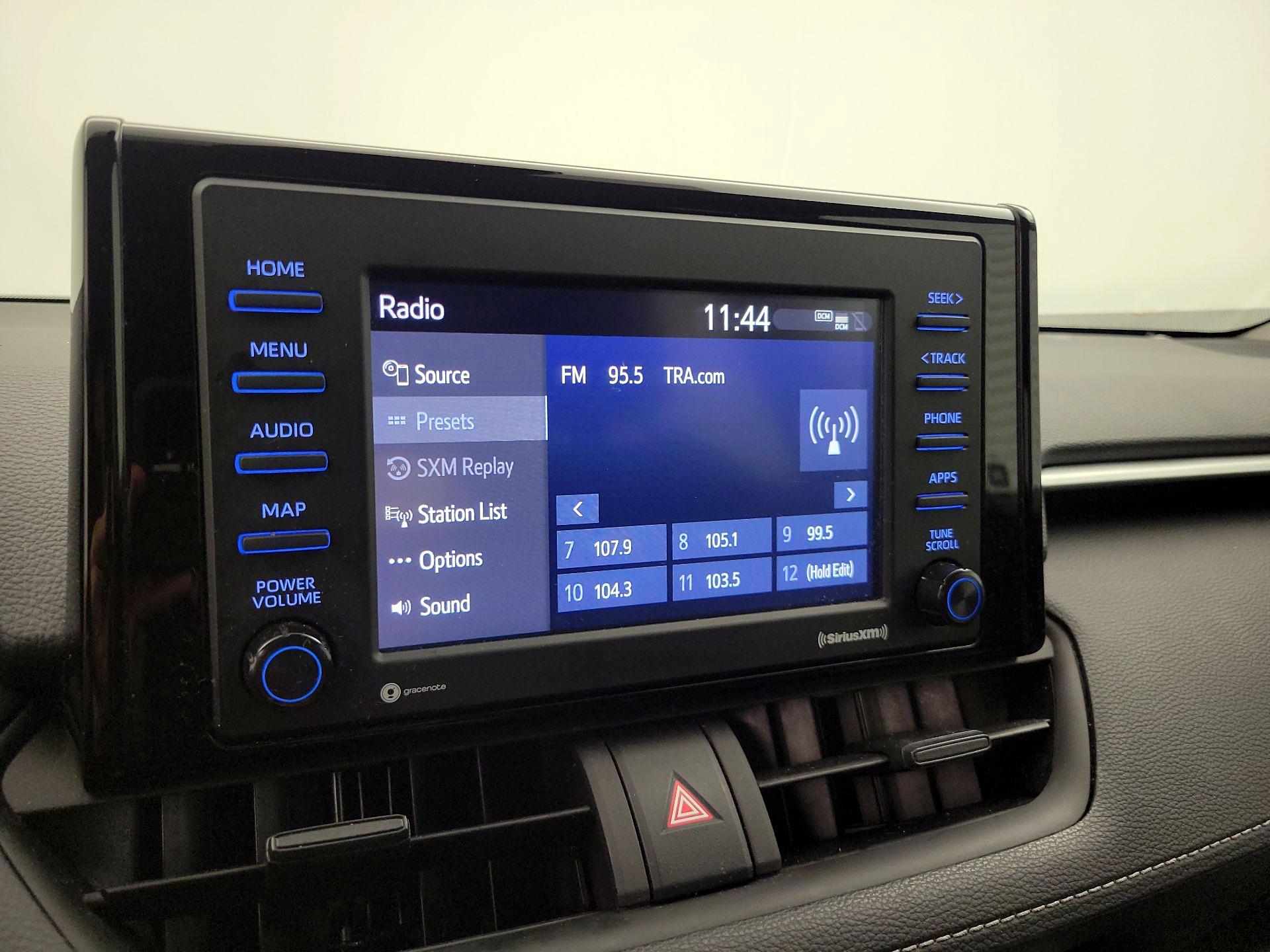 Thumbnail: 2022 Toyota RAV4 - 15