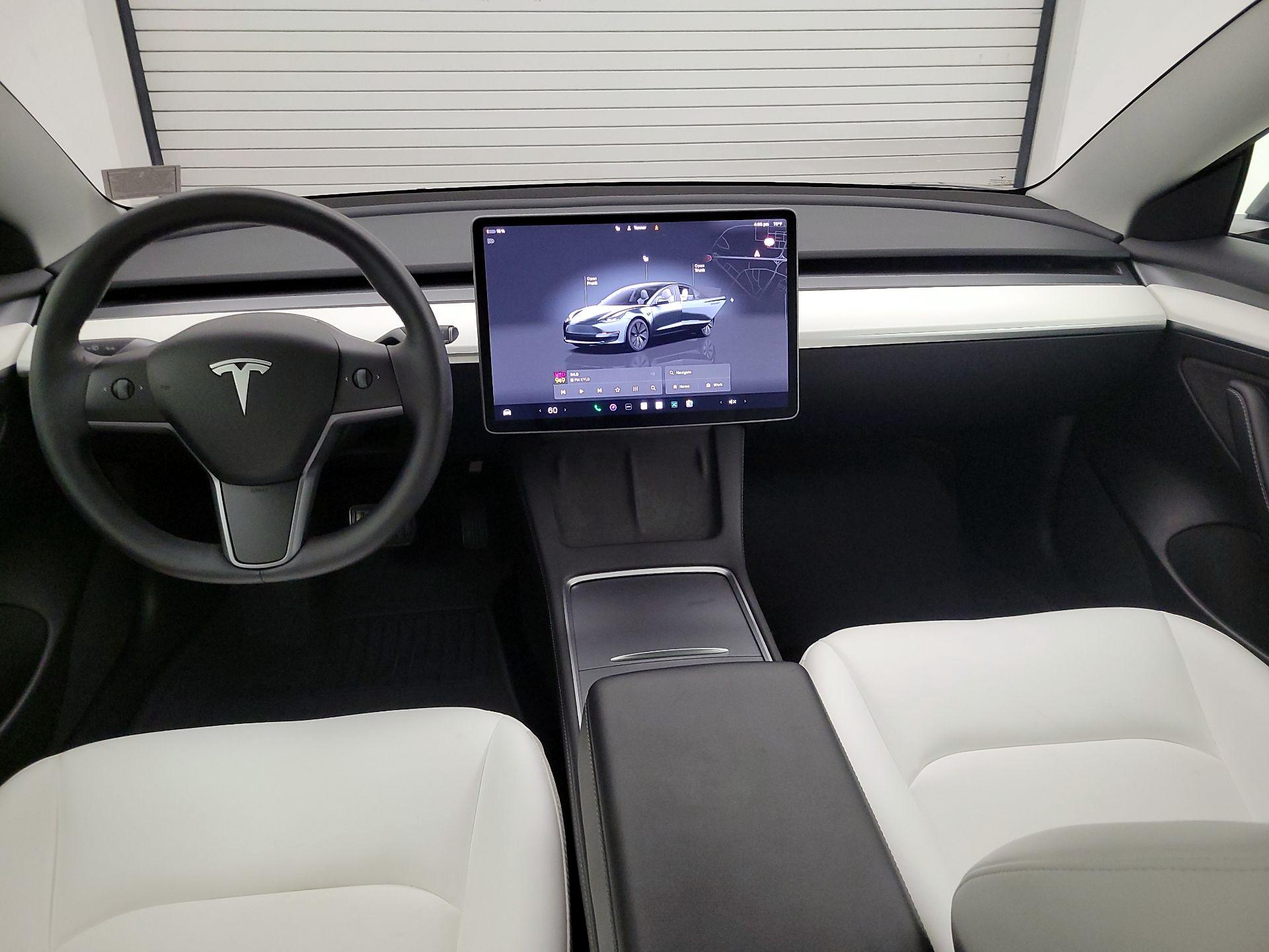 Thumbnail: 2022 Tesla Model 3 - 9