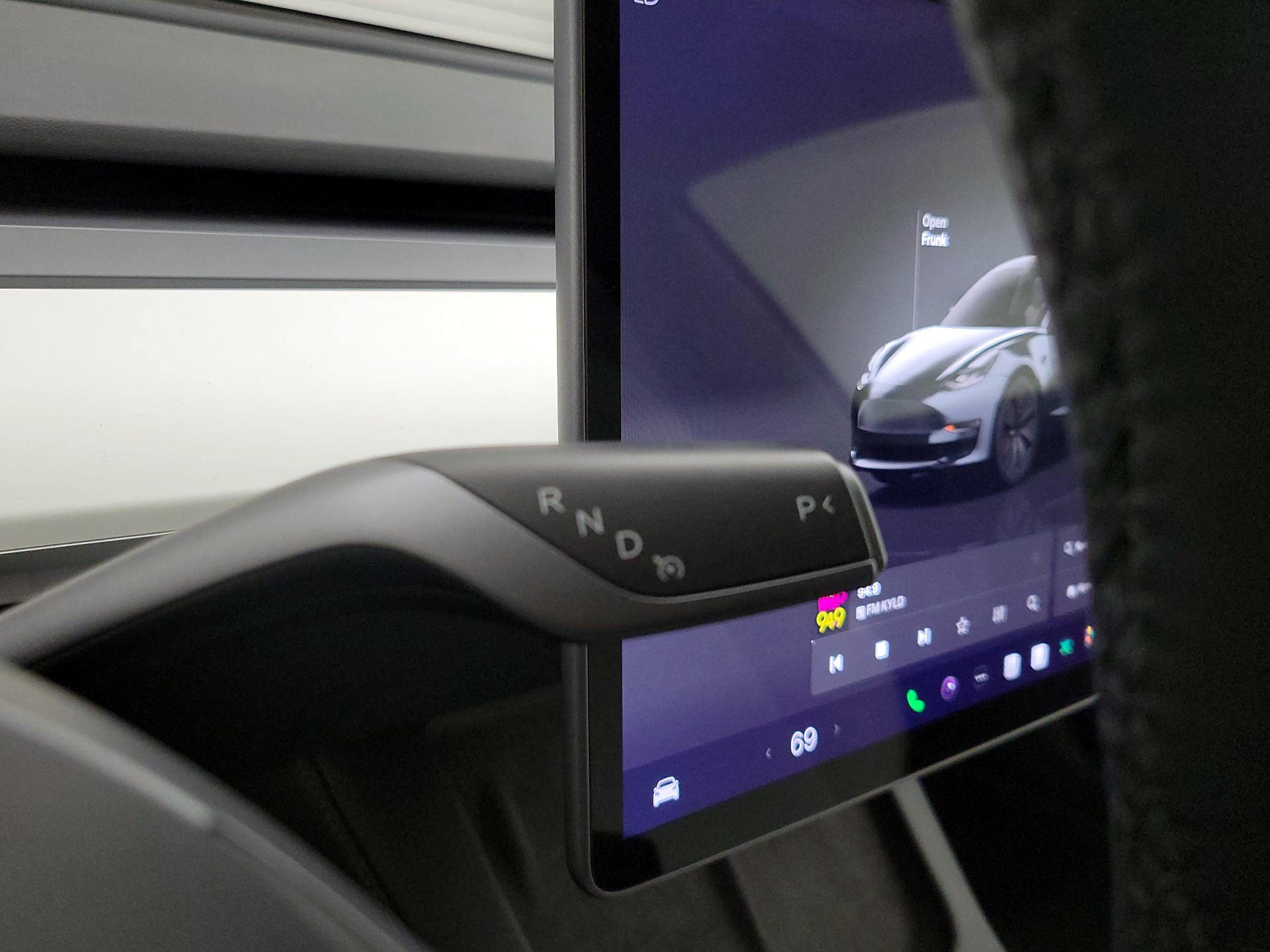 Thumbnail: 2022 Tesla Model 3 - 16