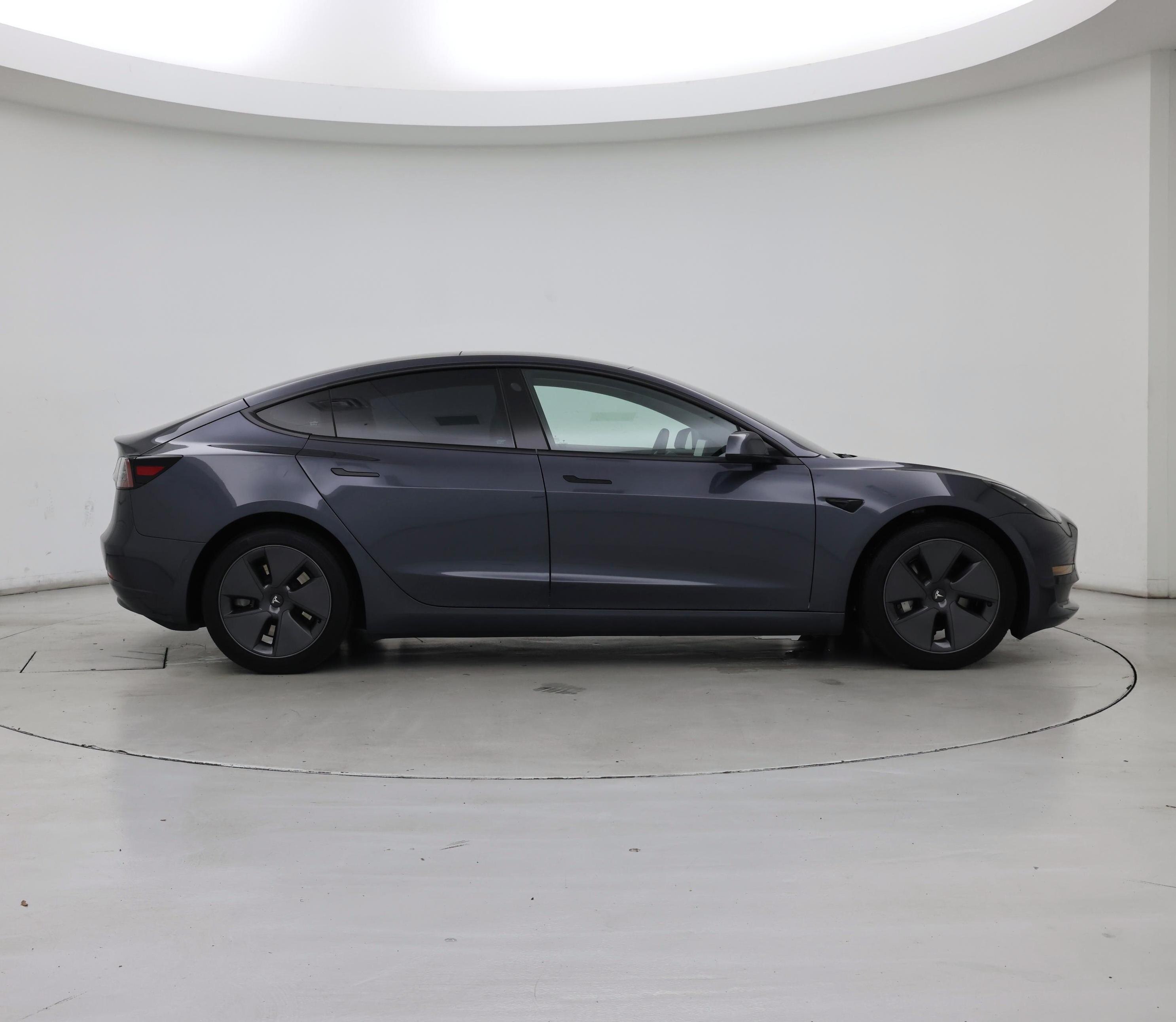 Thumbnail: 2022 Tesla Model 3 - 7