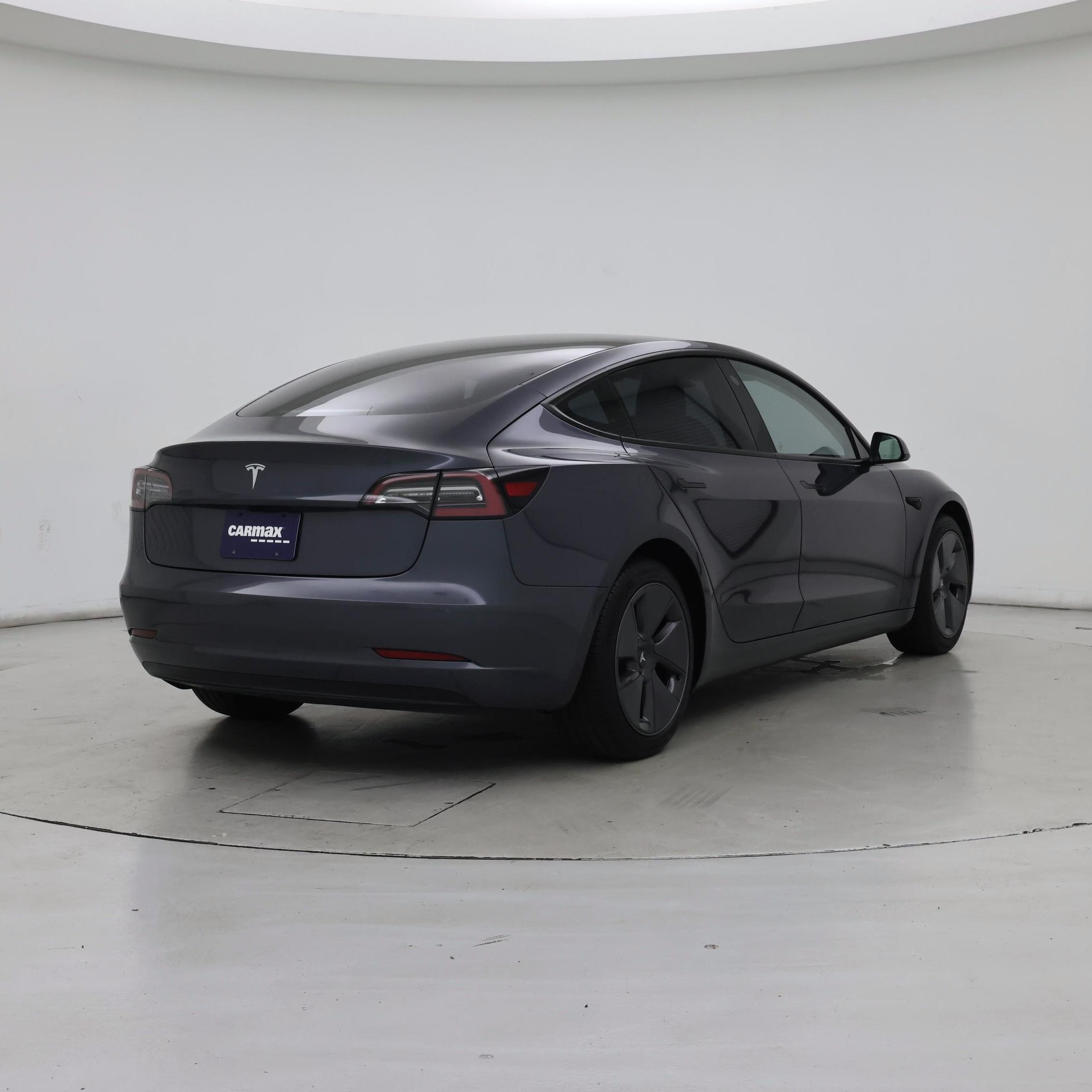 Thumbnail: 2022 Tesla Model 3 - 8