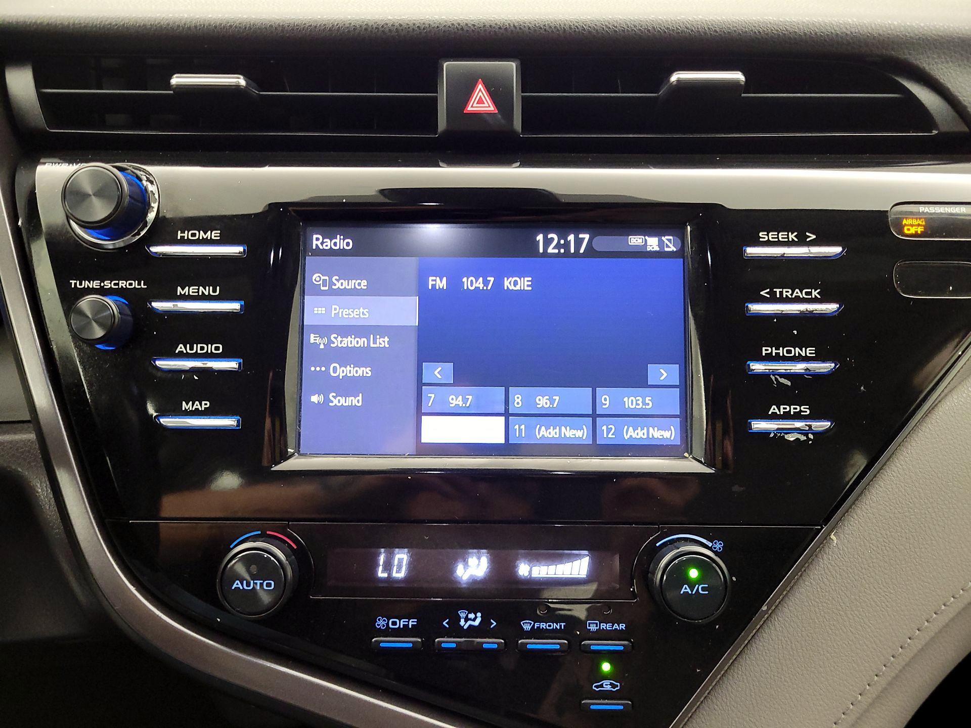 Thumbnail: 2019 Toyota Camry - 15