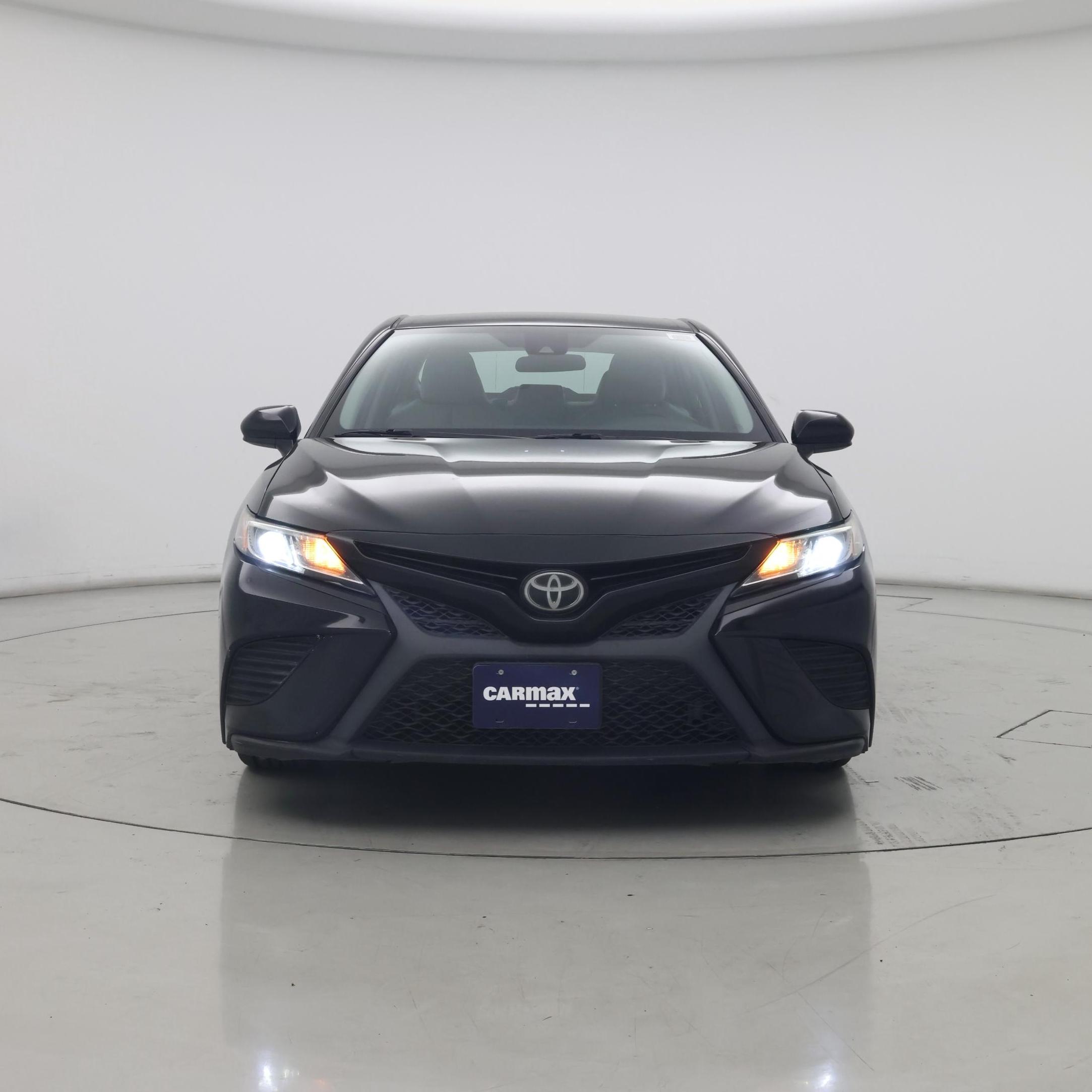 Thumbnail: 2019 Toyota Camry - 5