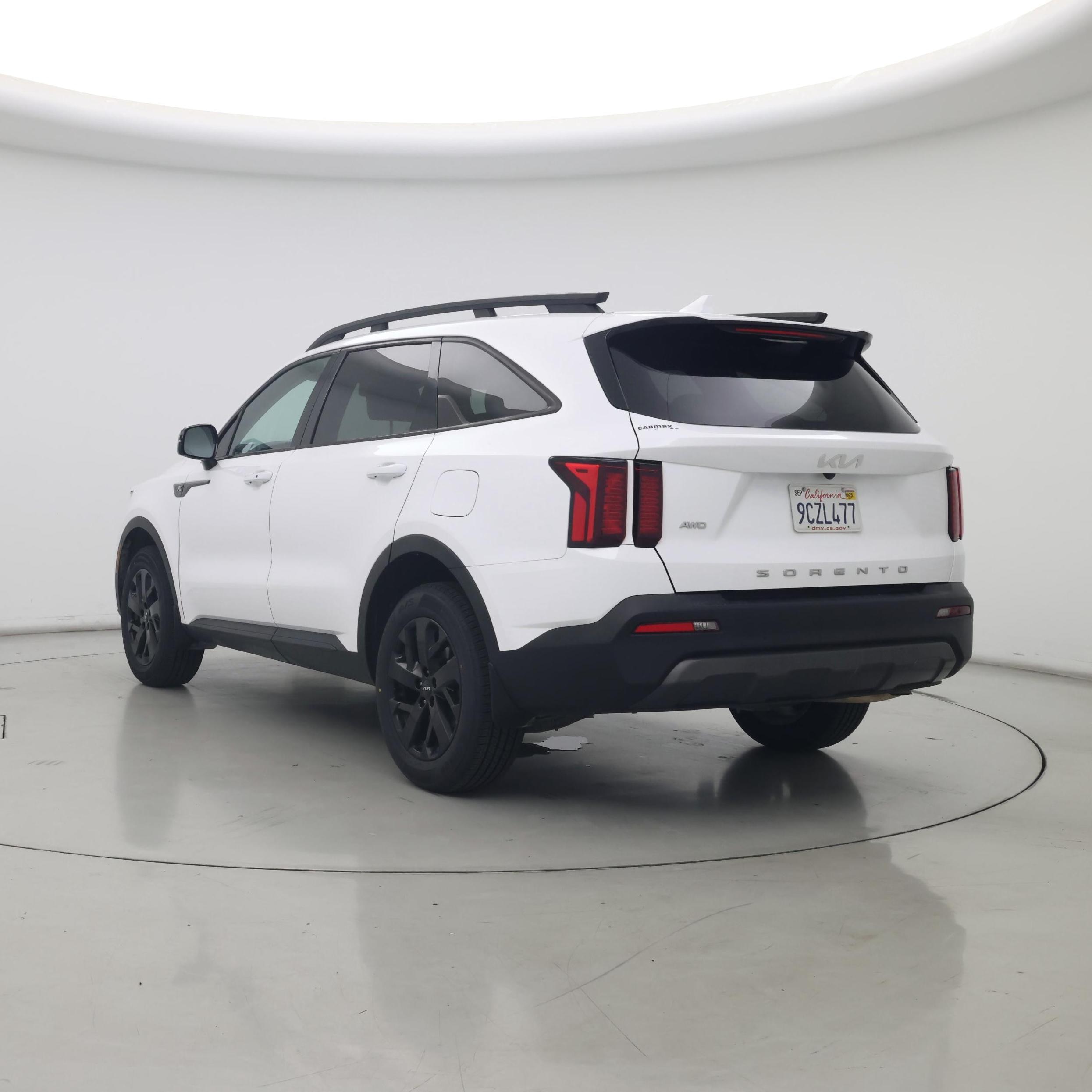 Thumbnail: 2022 Kia Sorento - 2