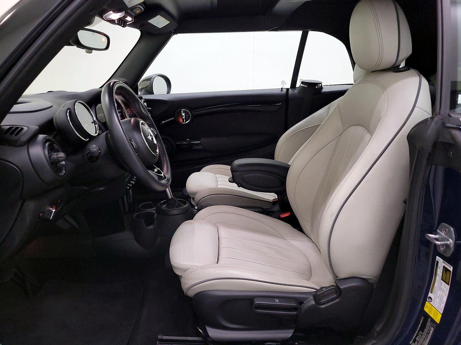 Thumbnail: 2019 MINI Cooper - 11