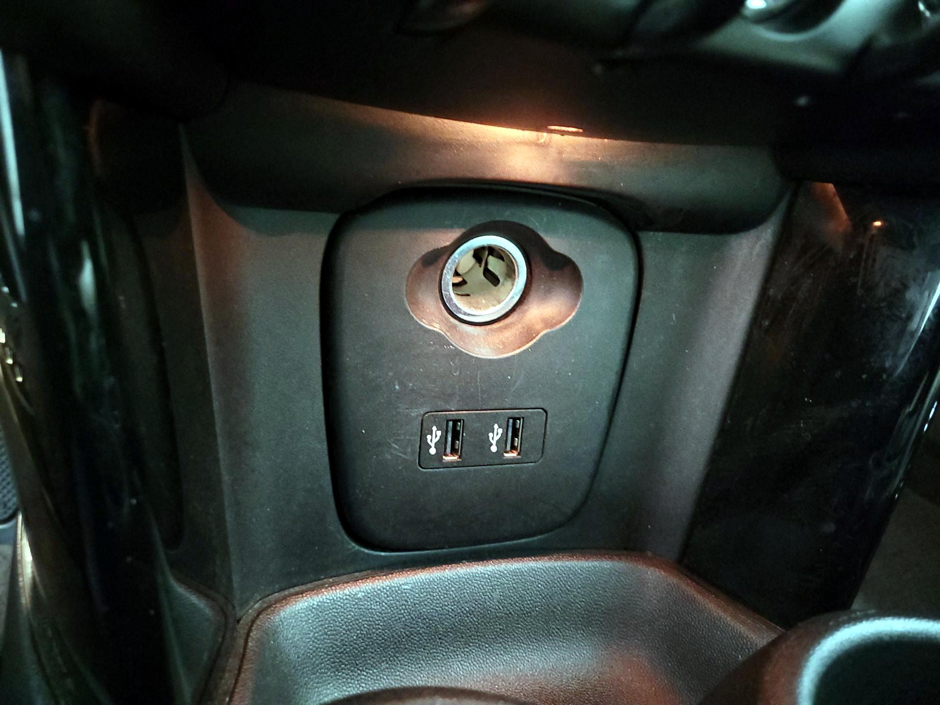 Thumbnail: 2019 MINI Cooper - 18