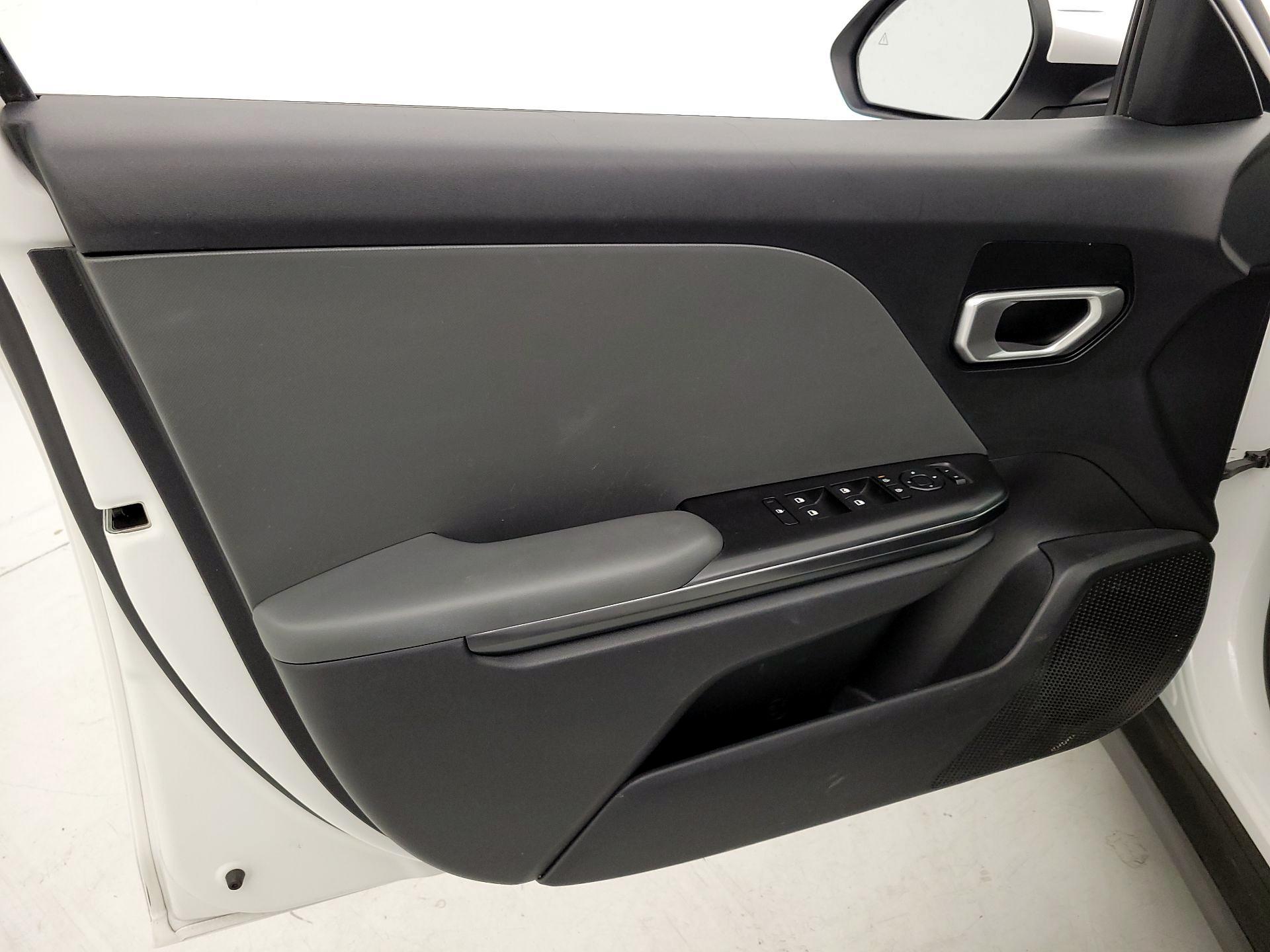 Thumbnail: 2025 Kia K4 - 12