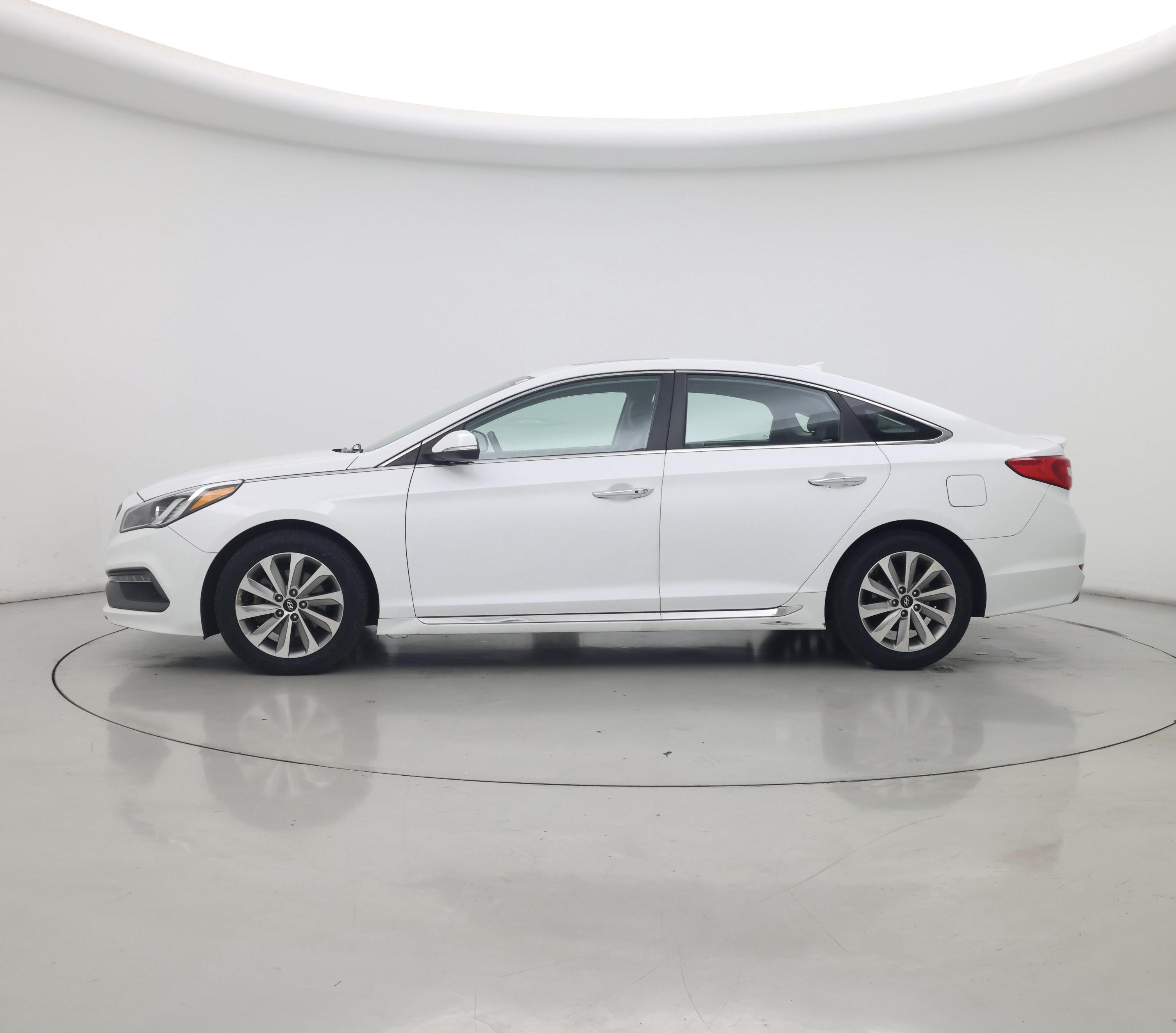 Thumbnail: 2017 Hyundai Sonata - 3